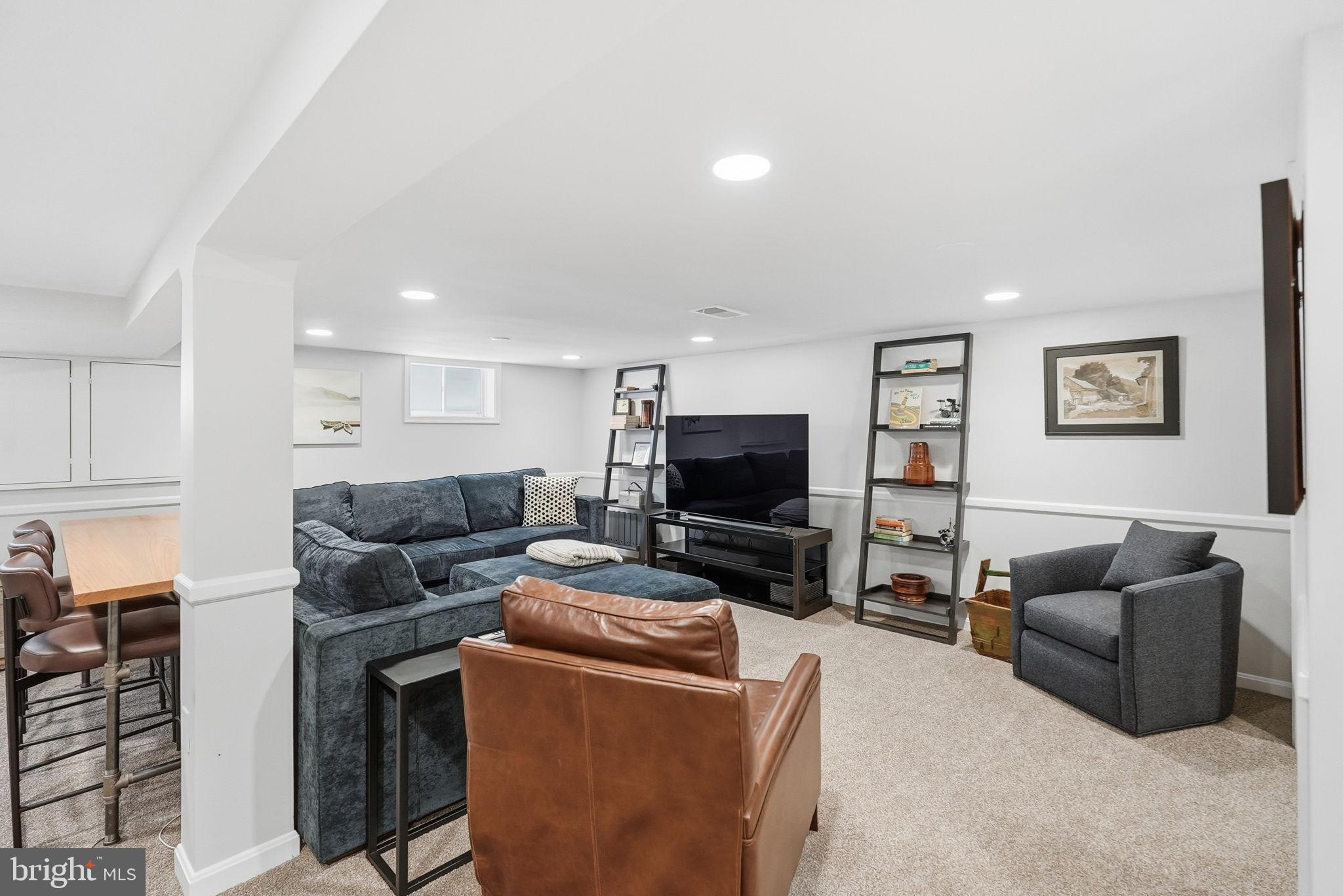 WAYCROFT WOODLAWN - Residential