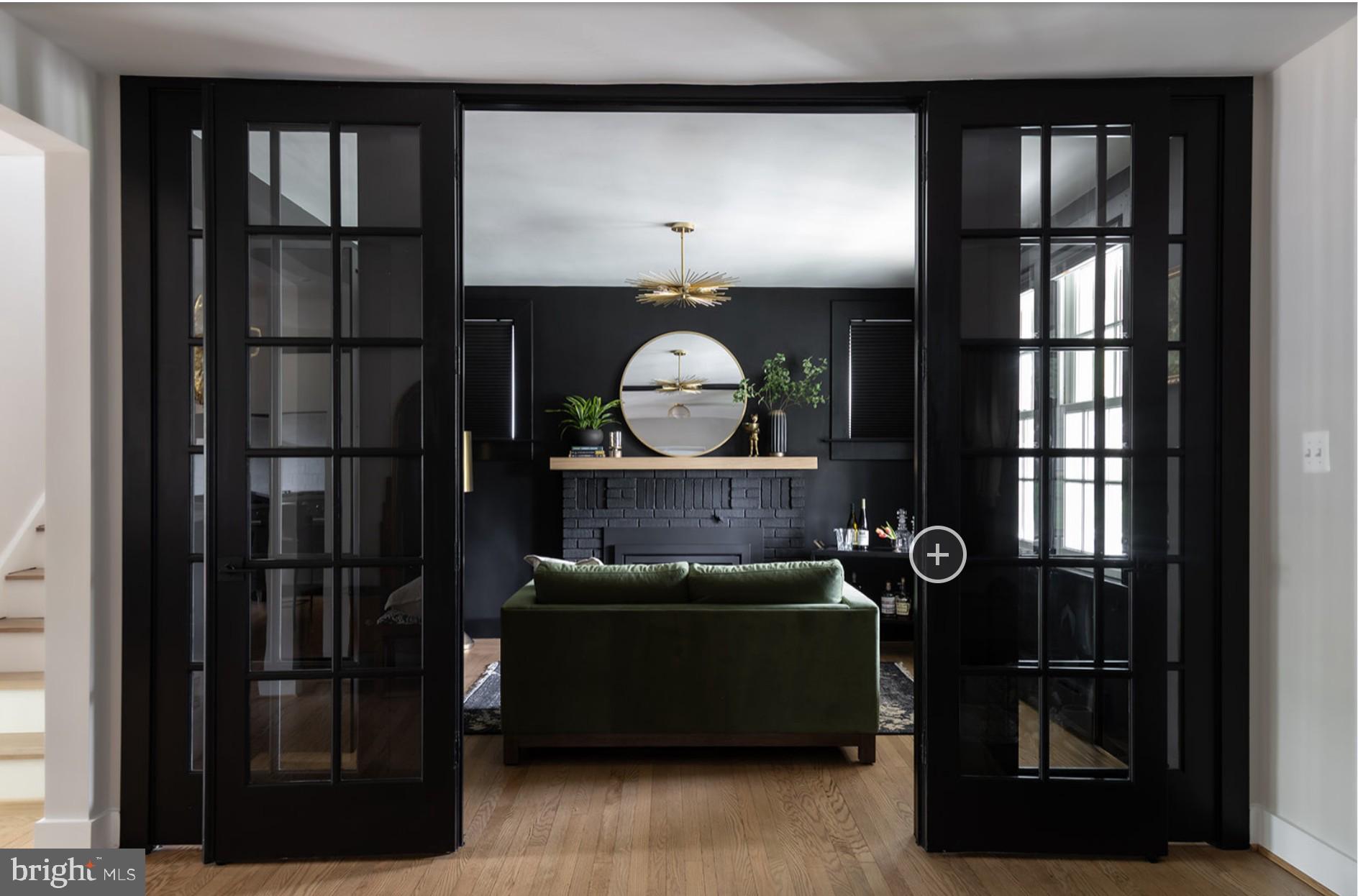 4807 WASHINGTON BOULEVARD