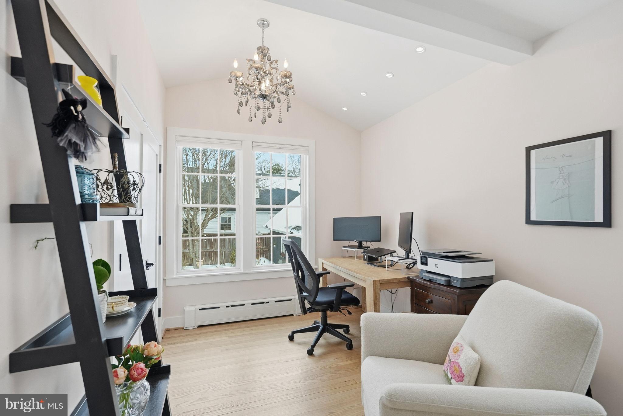 WAYCROFT WOODLAWN - Residential