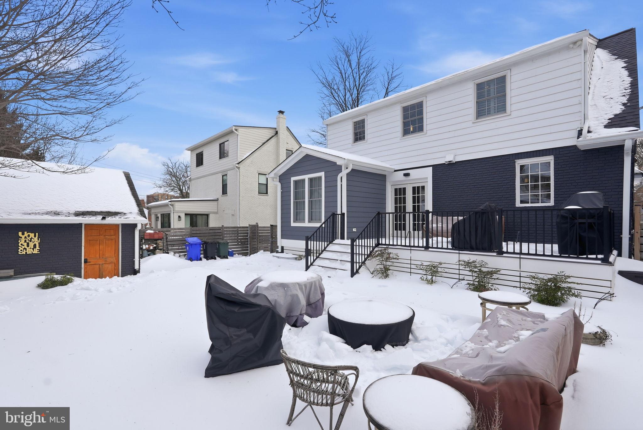 WAYCROFT WOODLAWN - Residential