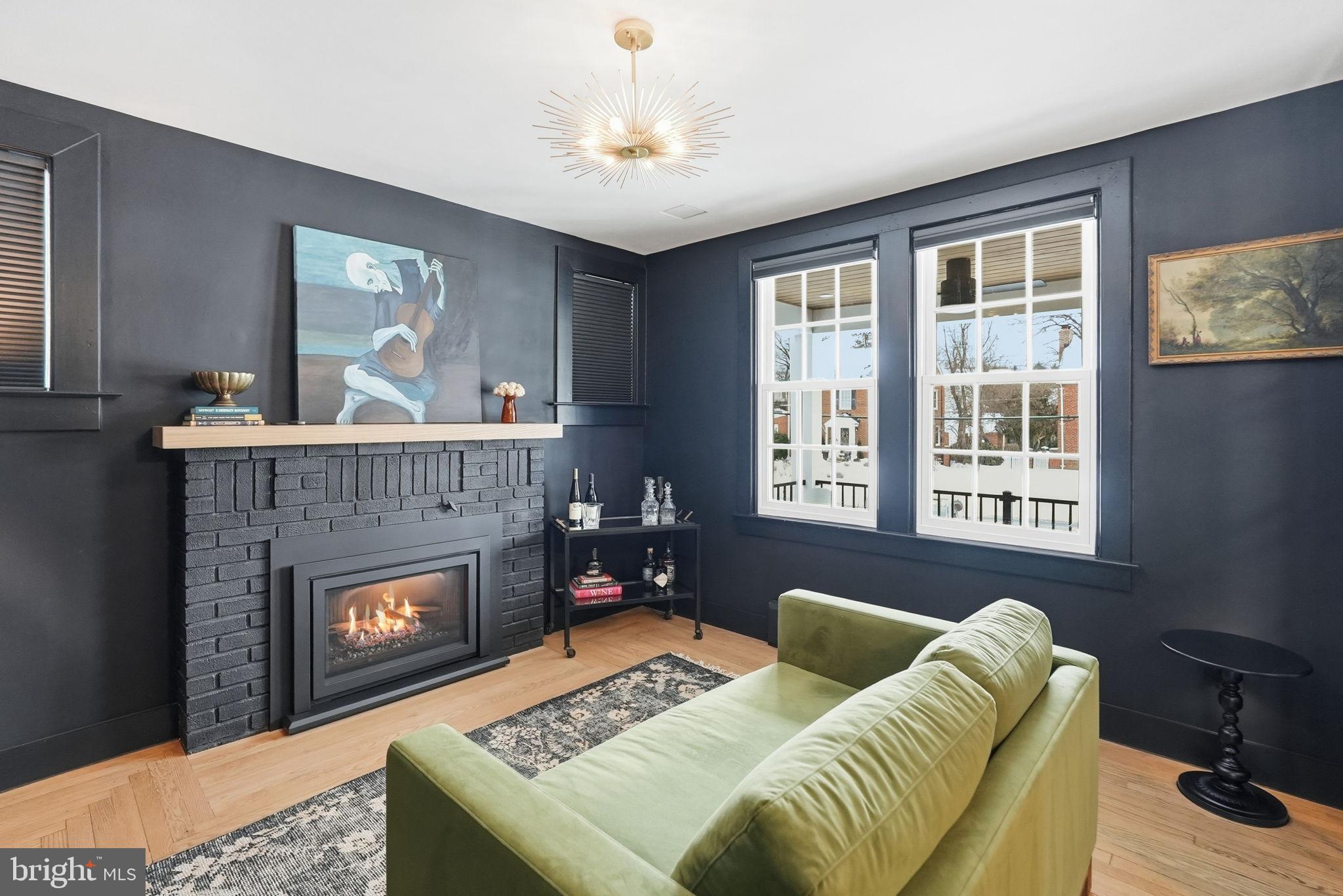 WAYCROFT WOODLAWN - Residential