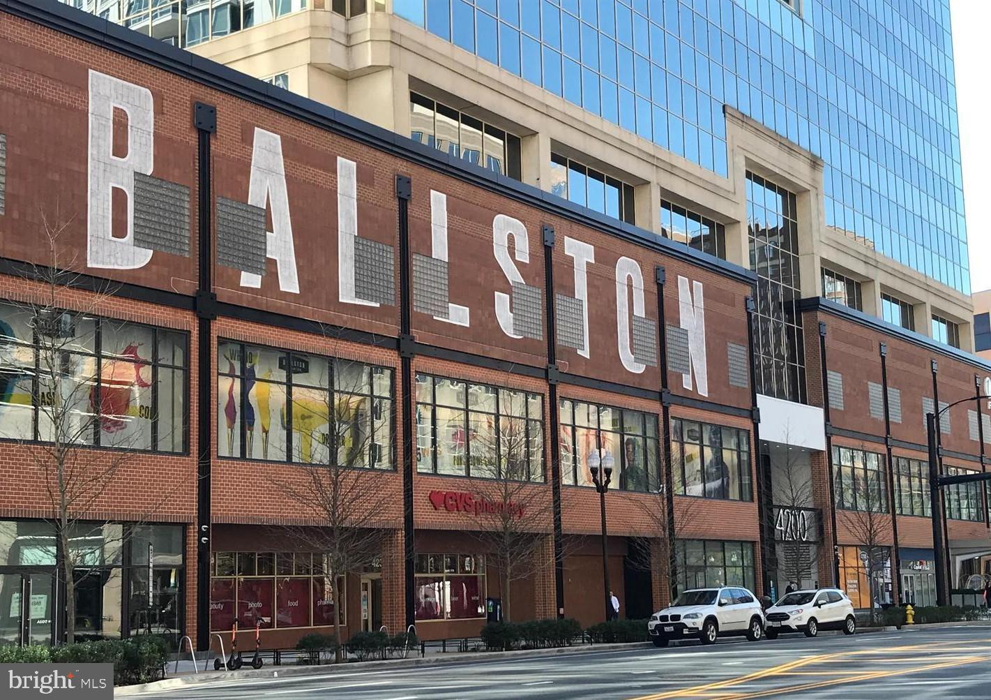 WAYCROFT WOODLAWN - Residential