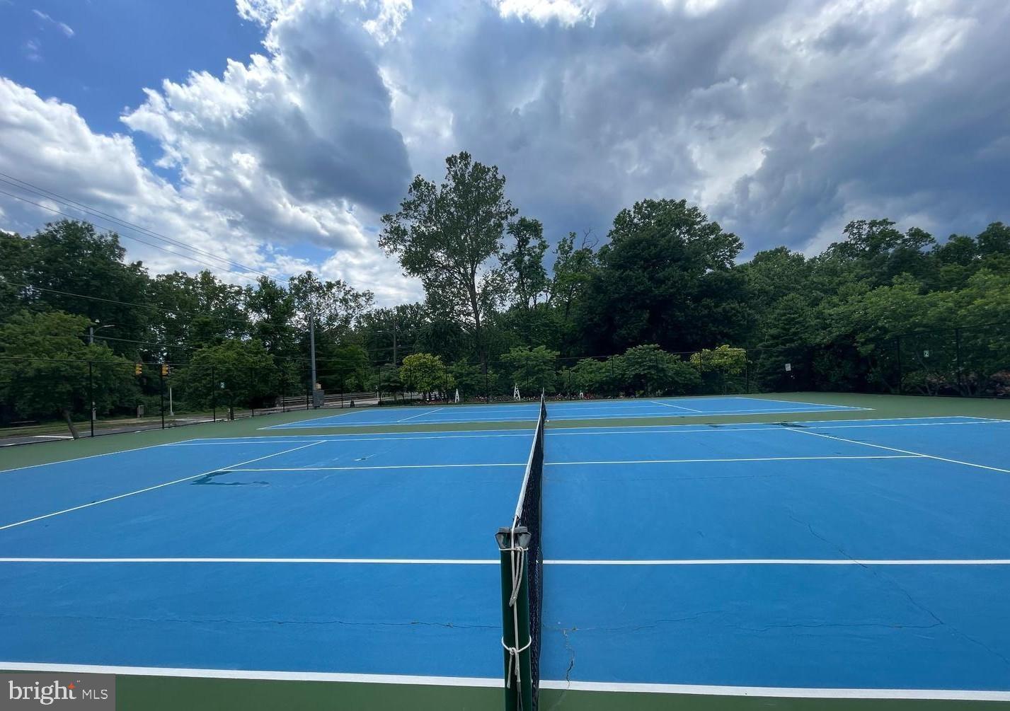 WAYCROFT WOODLAWN - Residential