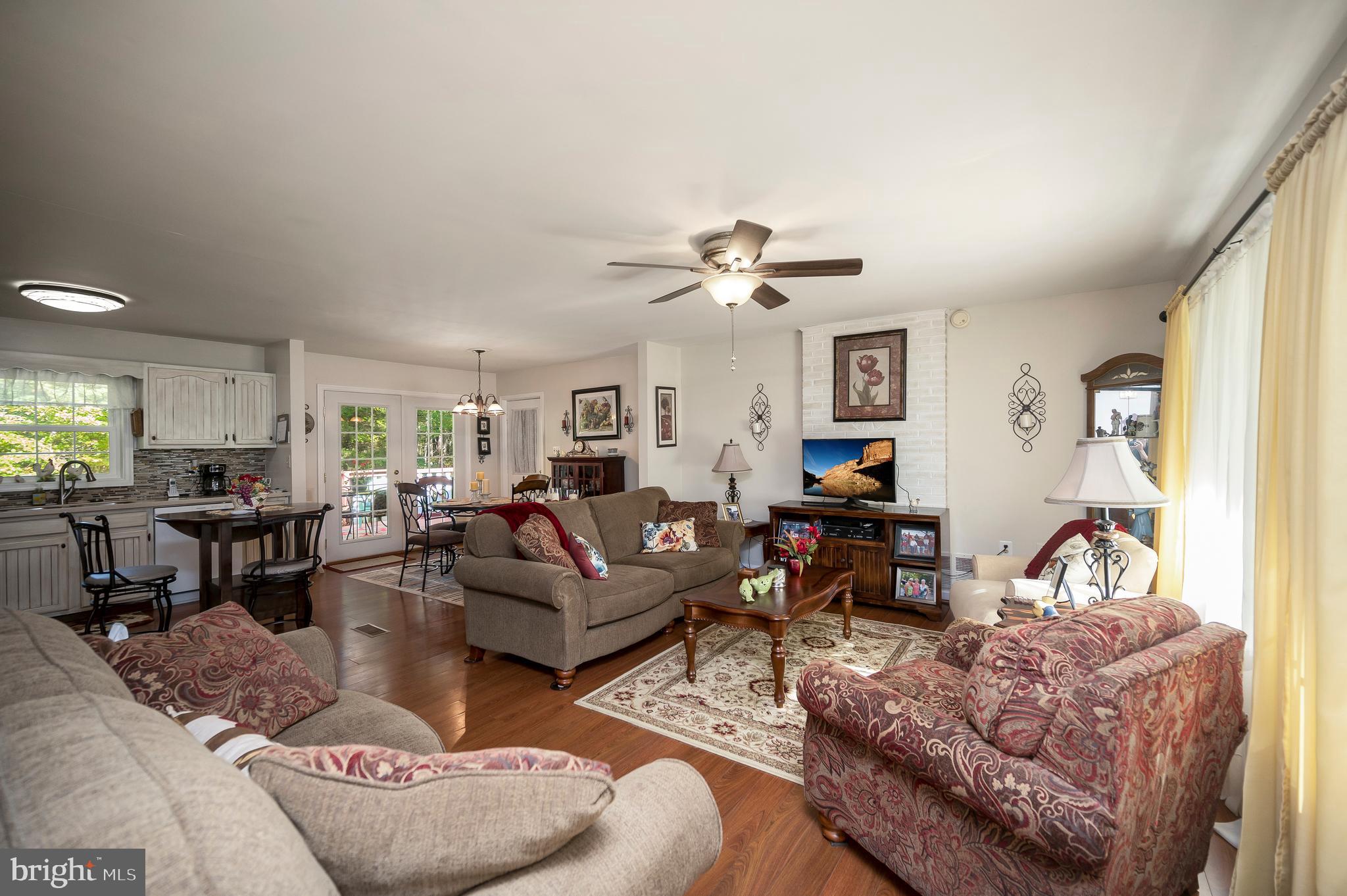 STONEWALL ESTATES - Residential