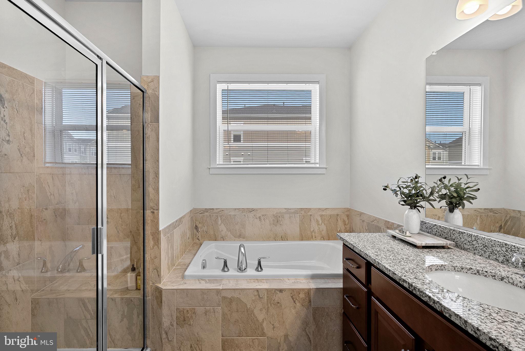 STONE RIDGE - Residential