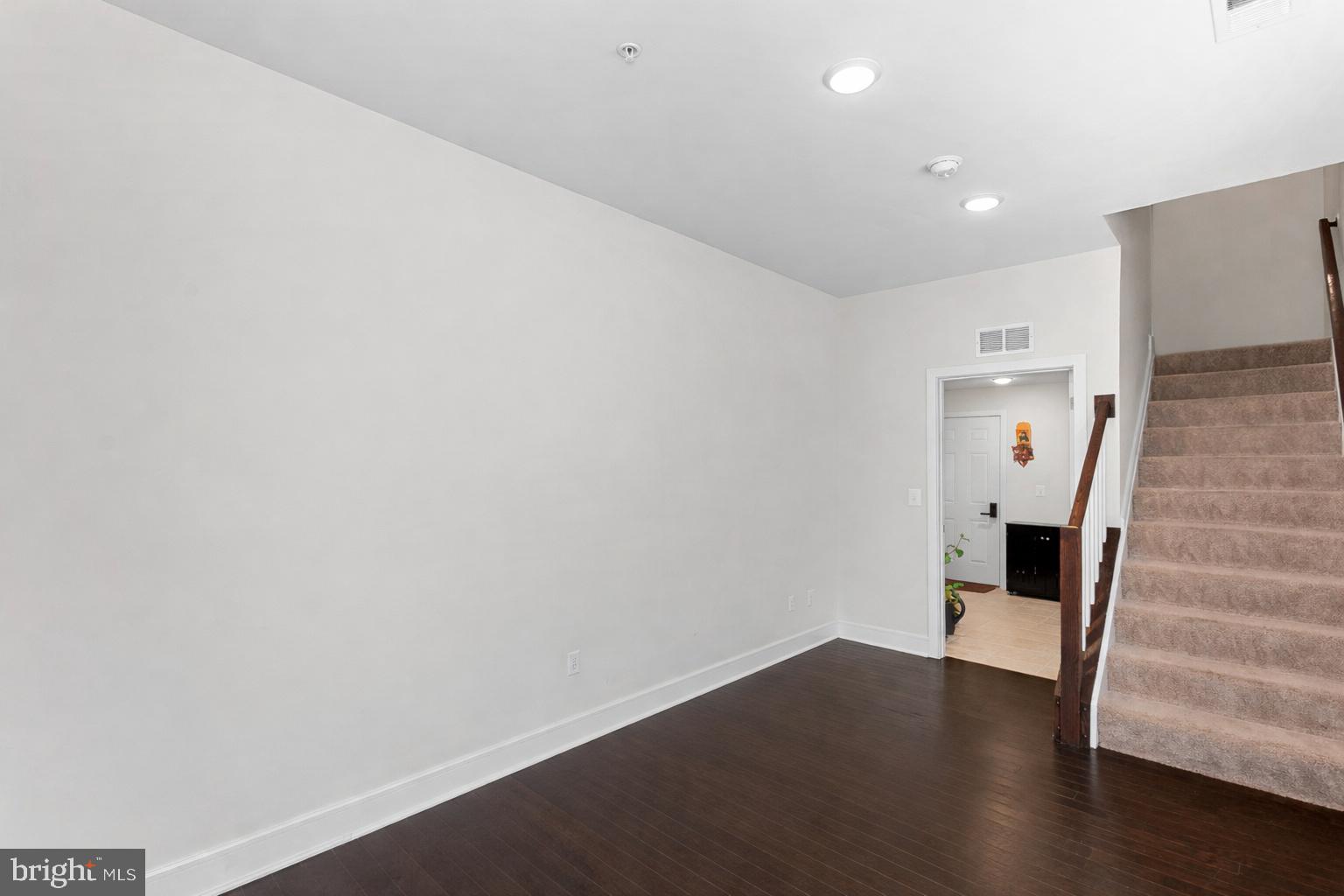 41977 PICKWICK MILL TERRACE