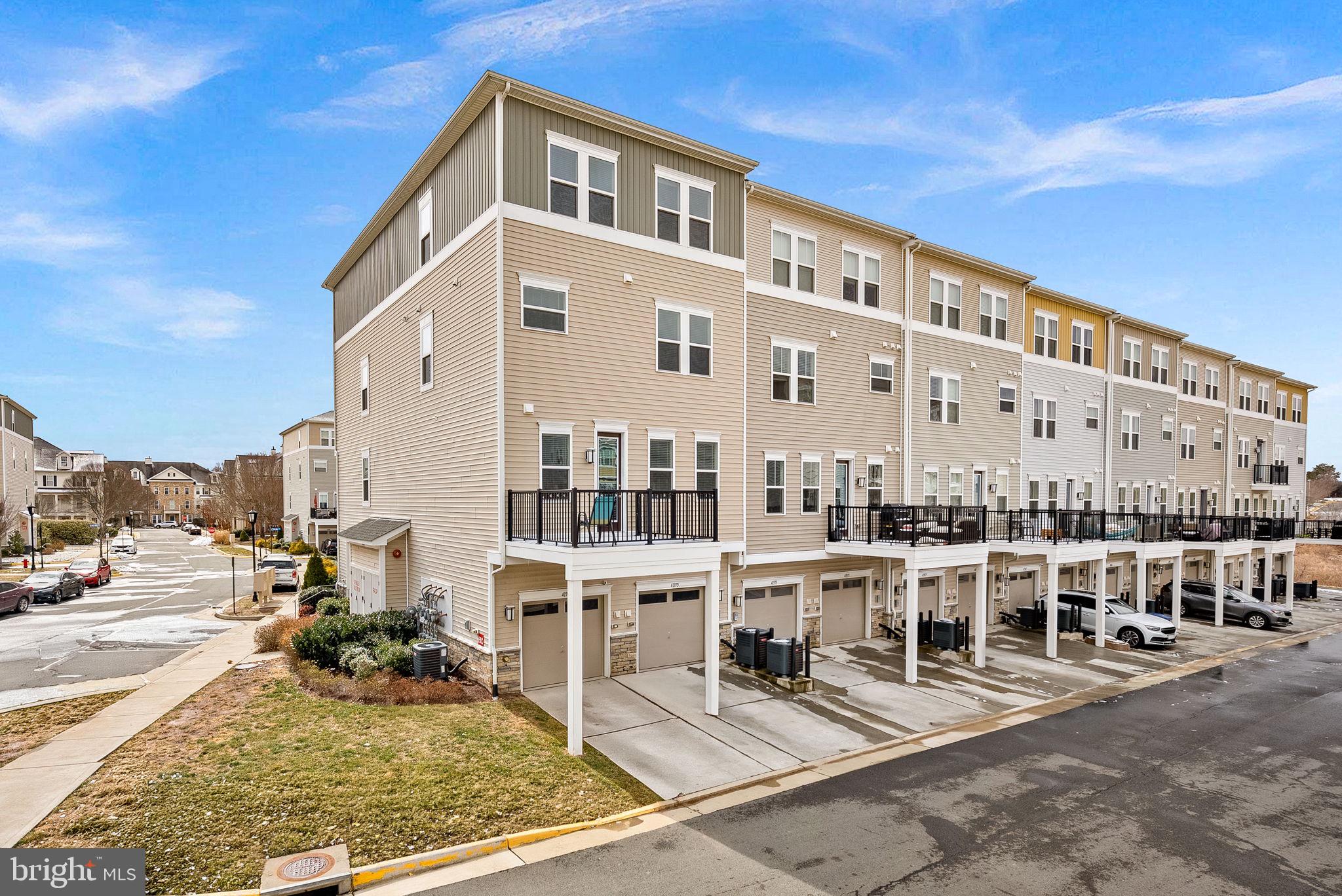 STONE RIDGE - Residential