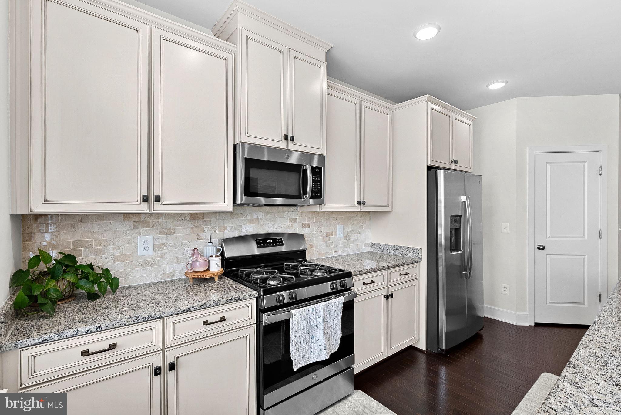 STONE RIDGE - Residential