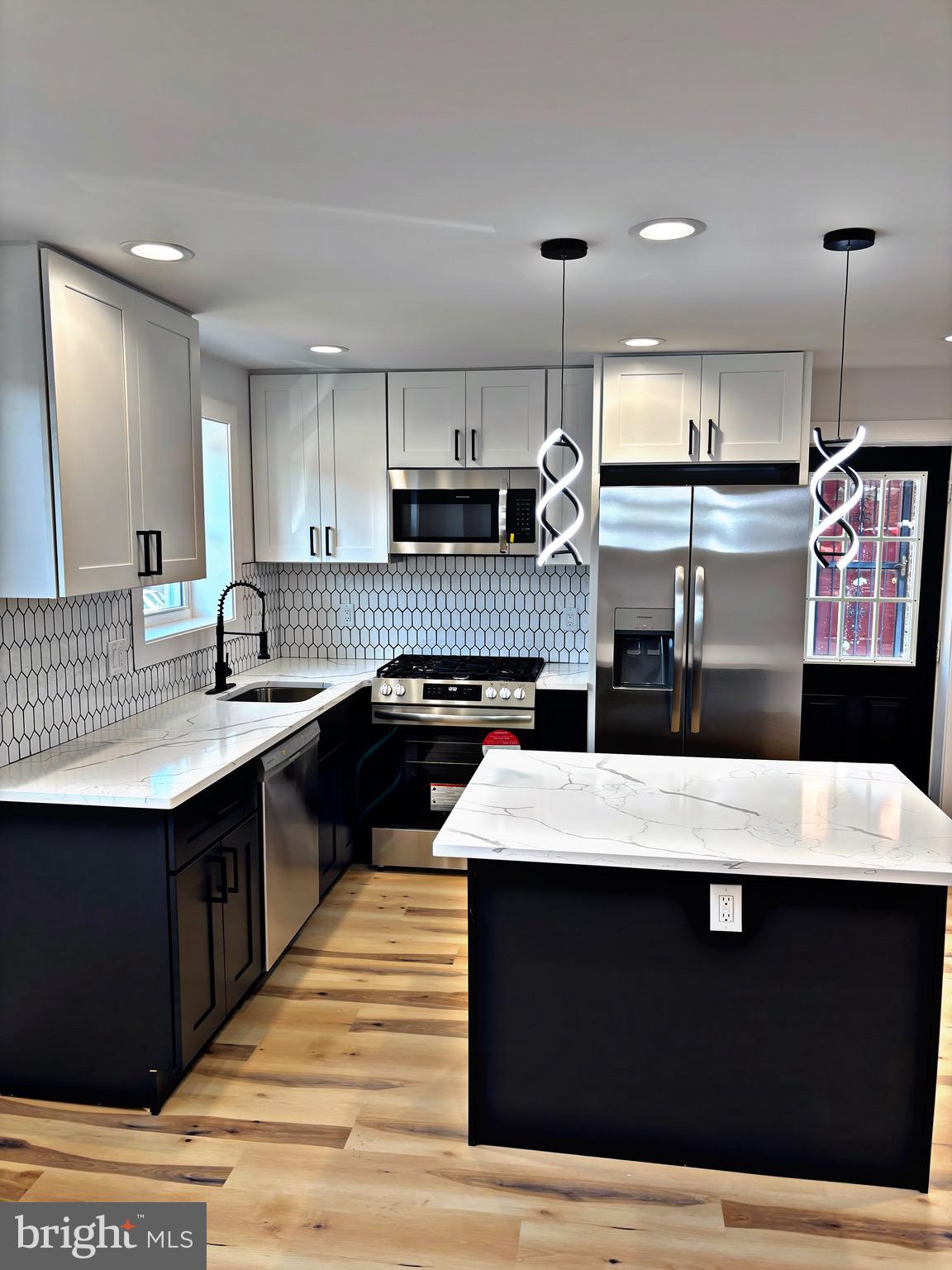 PHILADELPHIA - Residential Lease