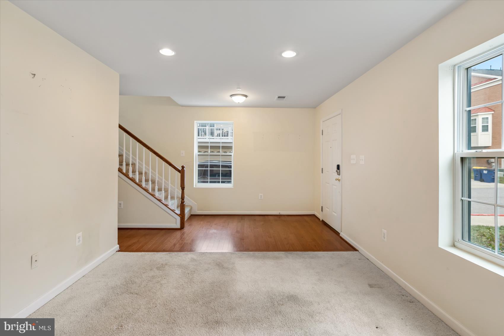 BLUE STREAM - Residential