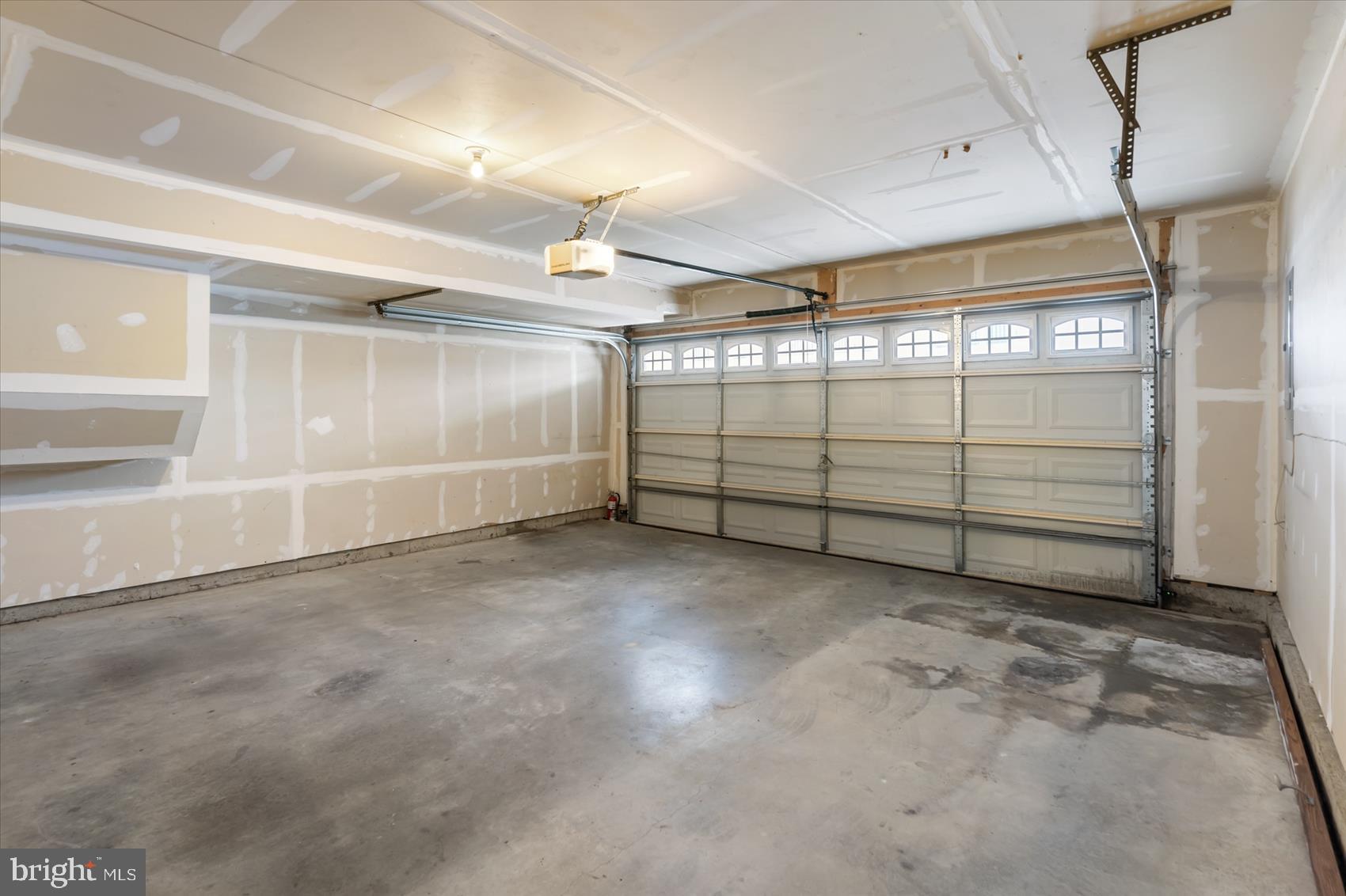 BLUE STREAM - Residential