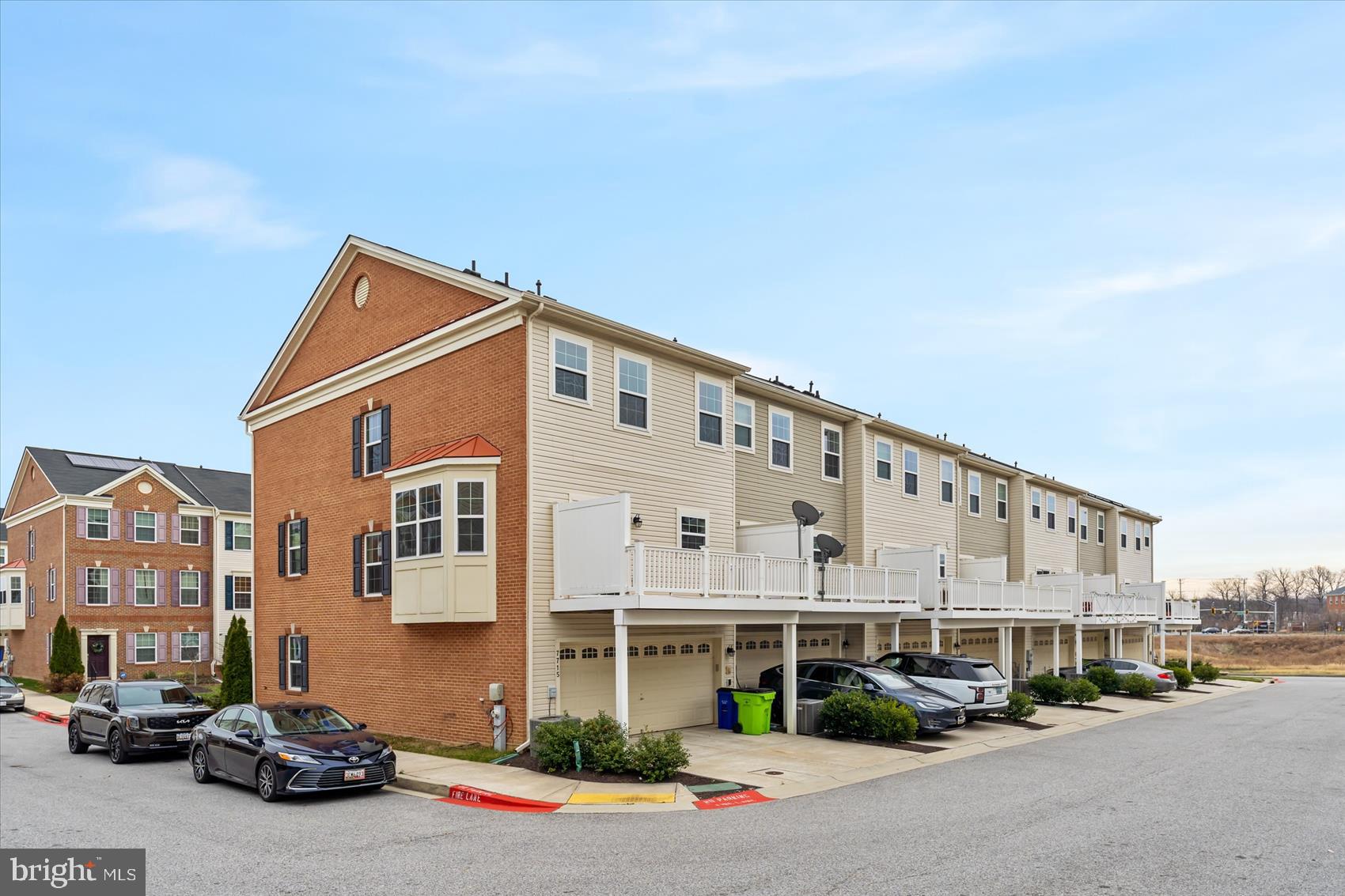 BLUE STREAM - Residential