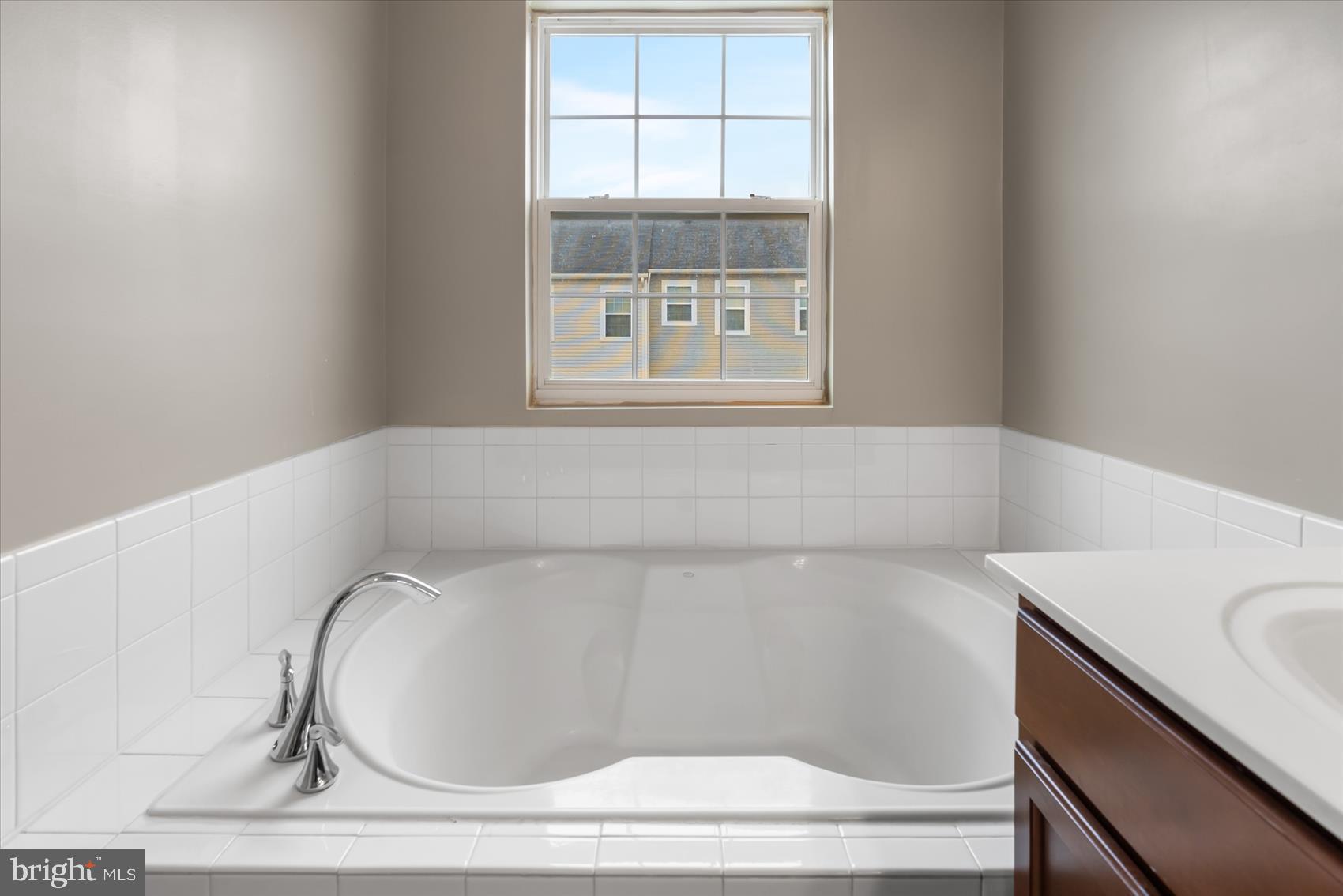 BLUE STREAM - Residential