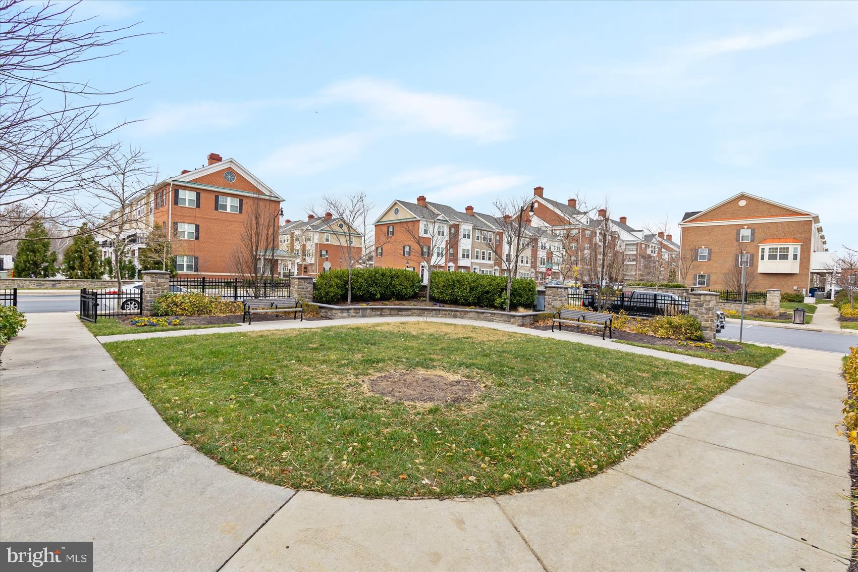 BLUE STREAM - Residential