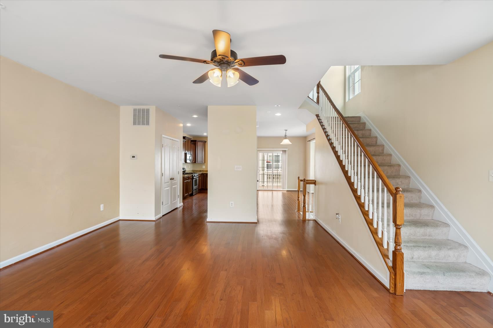 BLUE STREAM - Residential