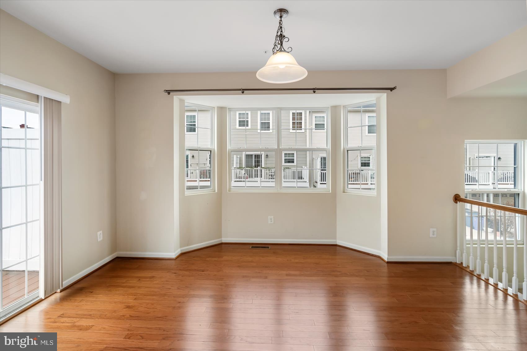 BLUE STREAM - Residential