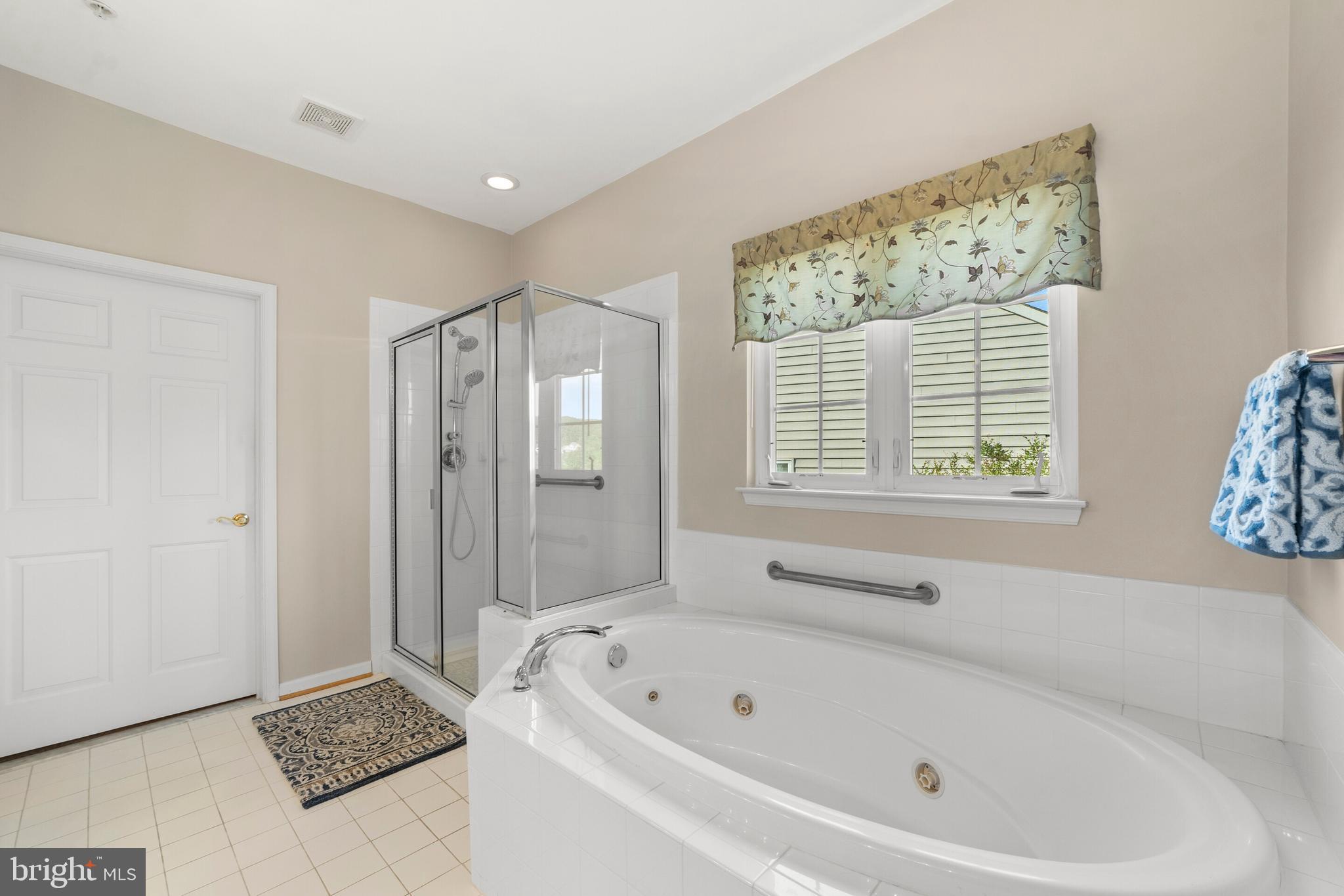 SUFFIELD MEADOWS - Residential