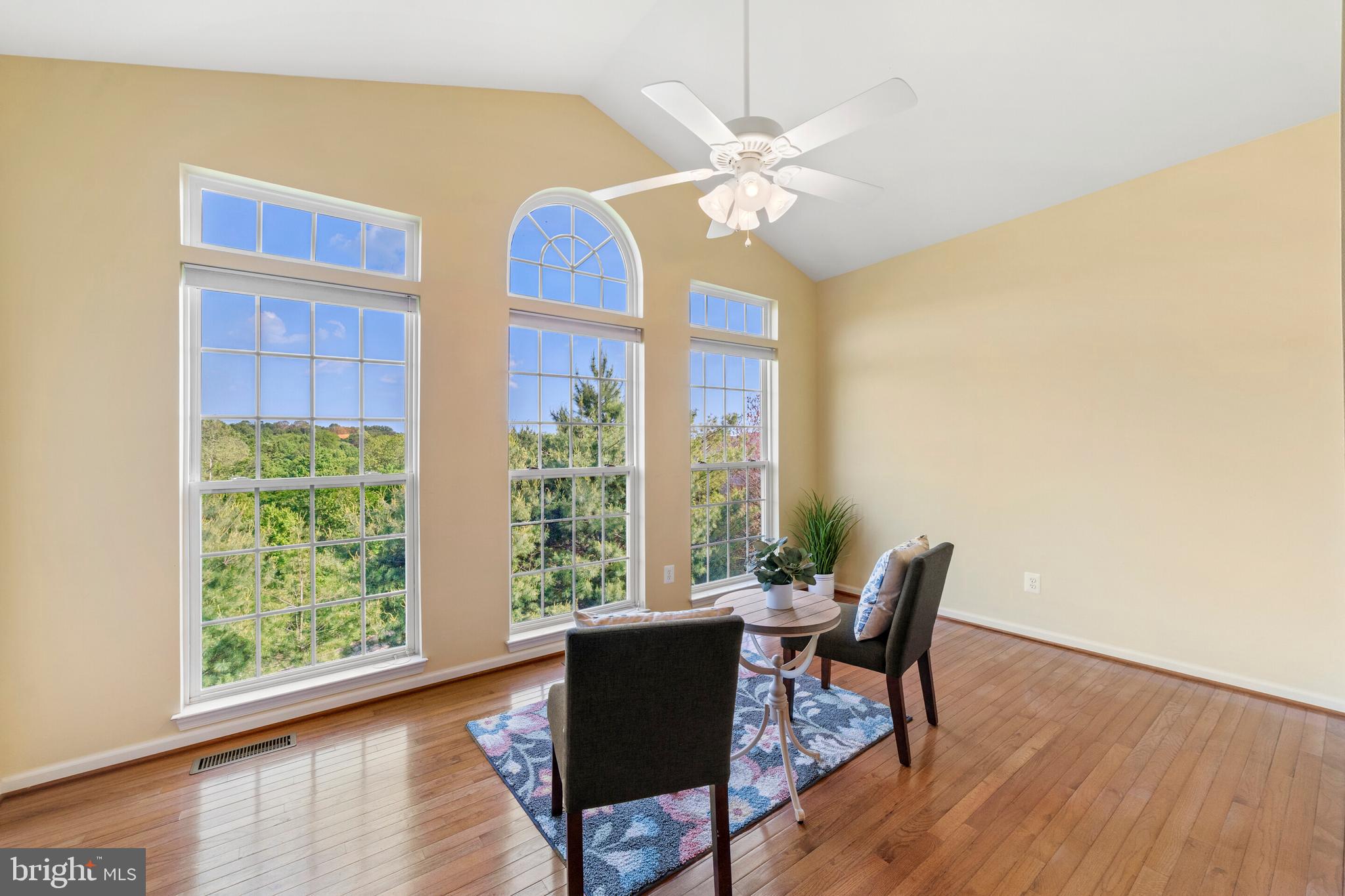 SUFFIELD MEADOWS - Residential