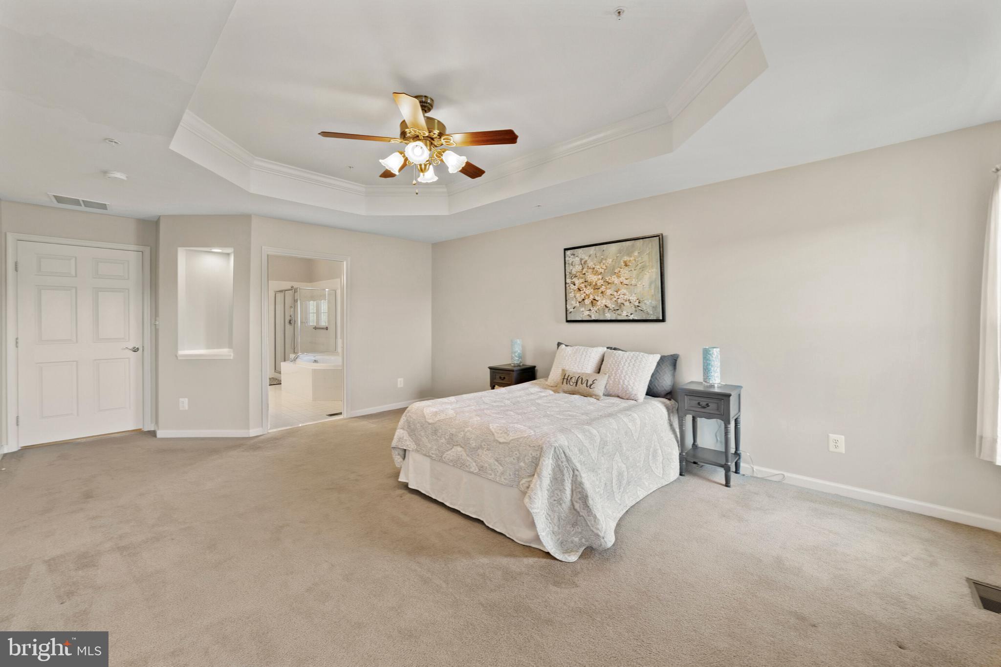 SUFFIELD MEADOWS - Residential