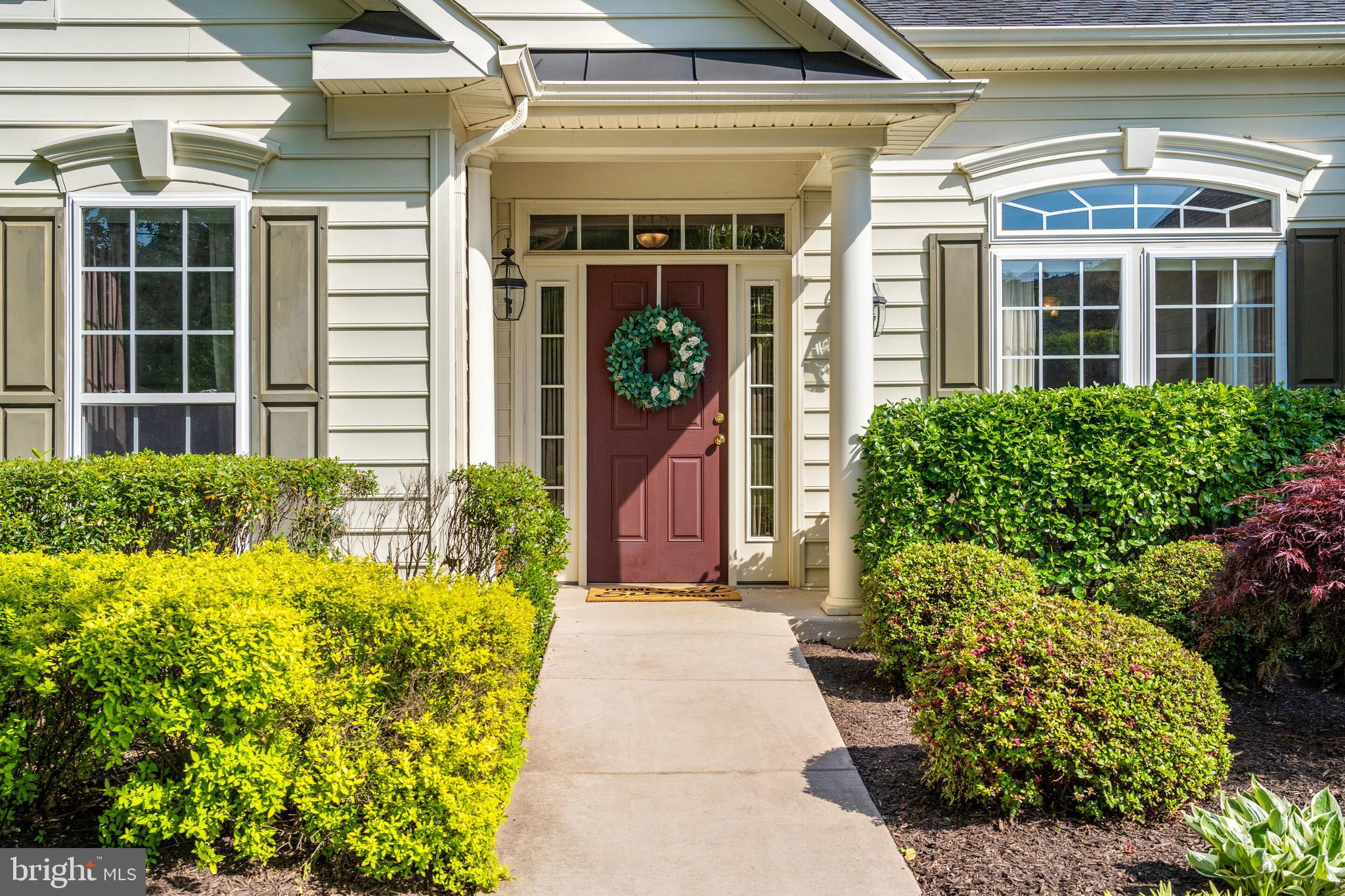 SUFFIELD MEADOWS - Residential
