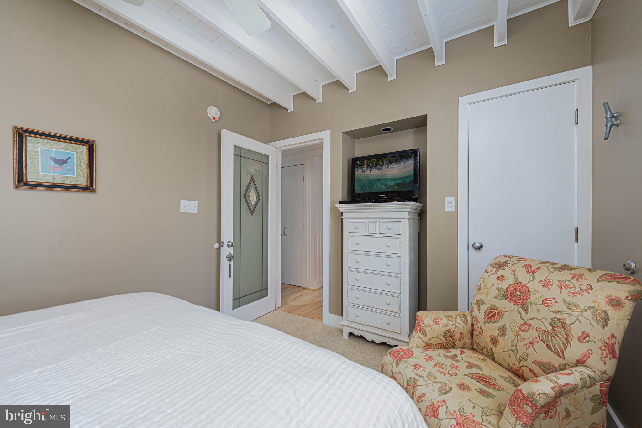 CAINE KEYS II EXT - Residential