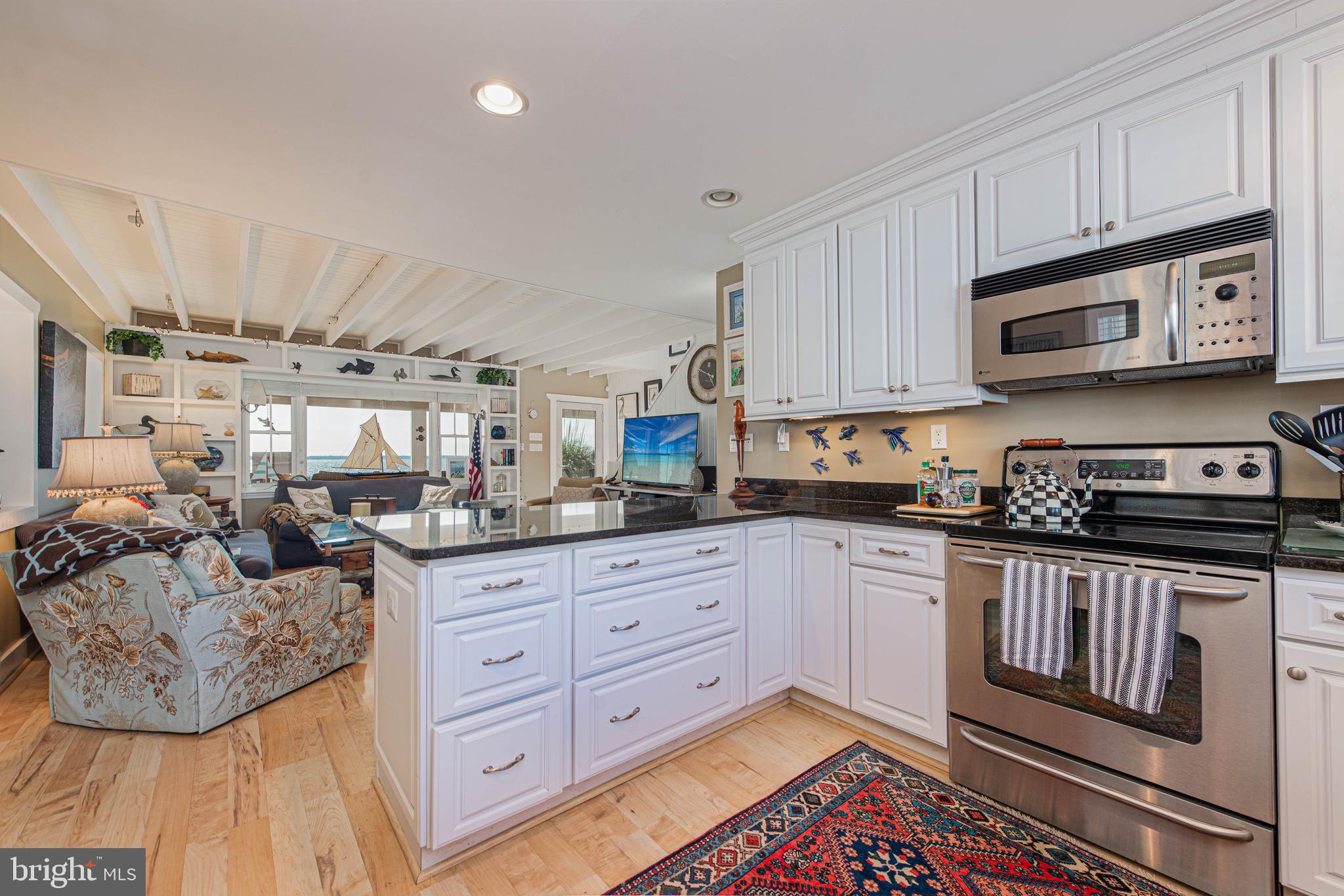 CAINE KEYS II EXT - Residential