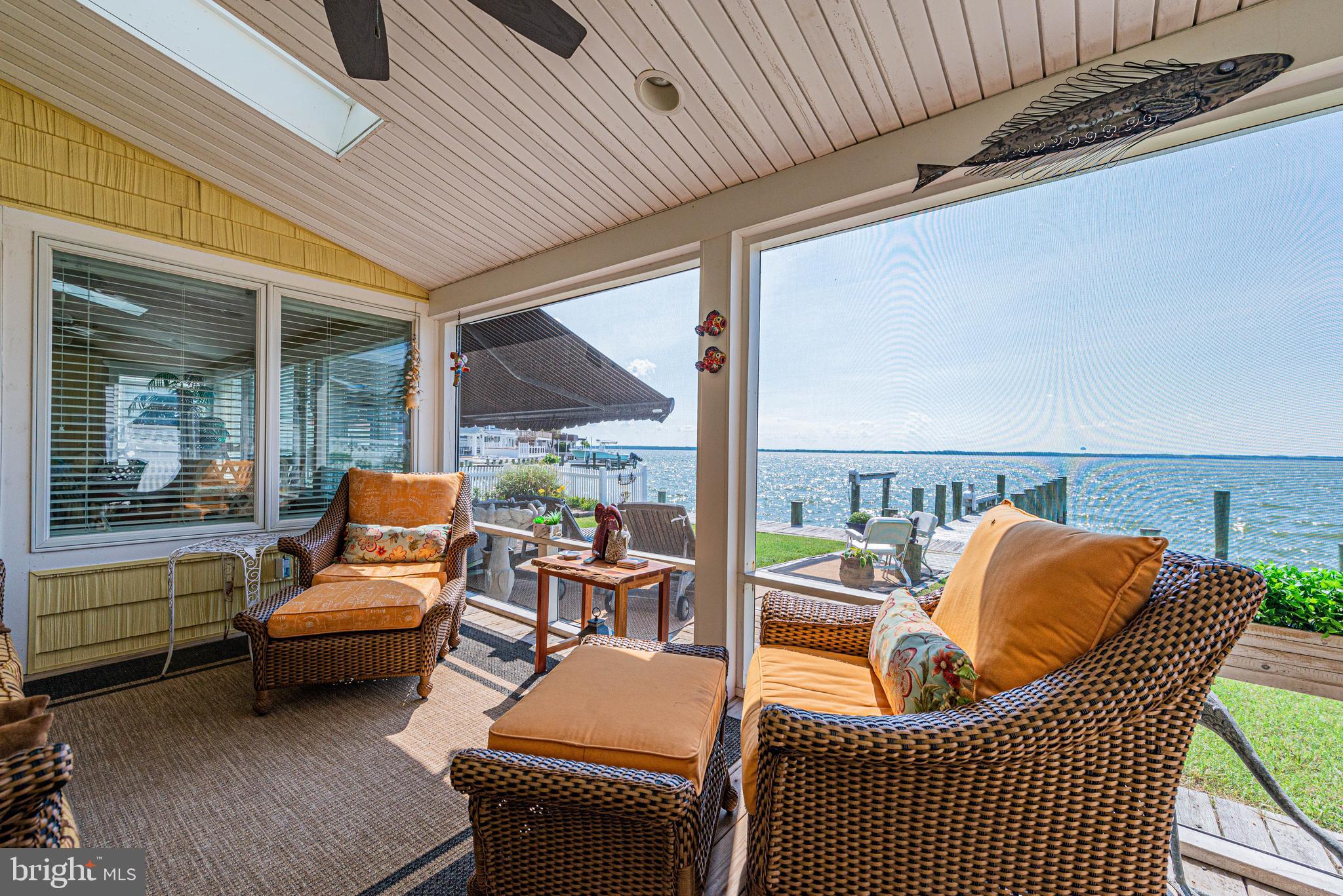 CAINE KEYS II EXT - Residential