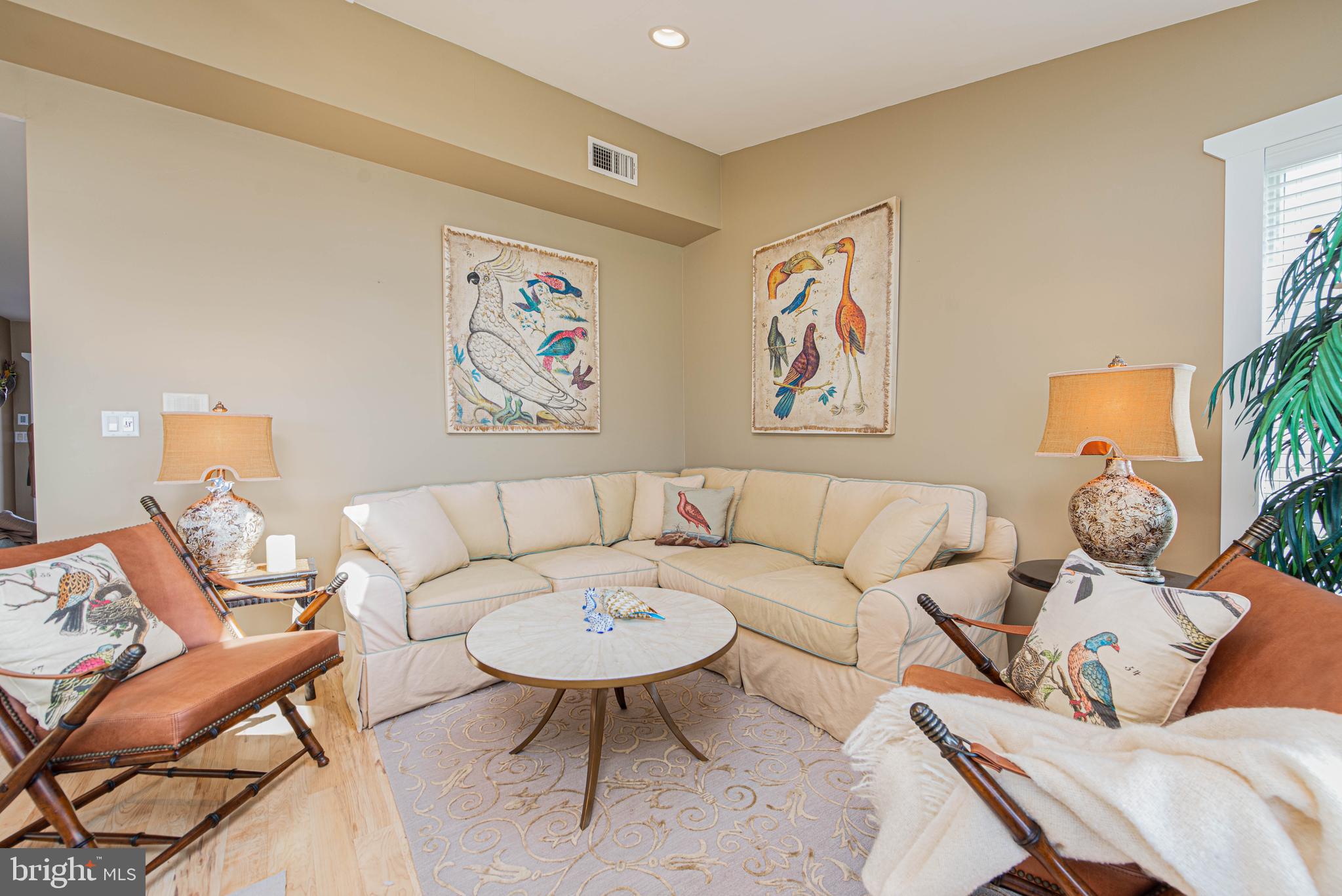 CAINE KEYS II EXT - Residential