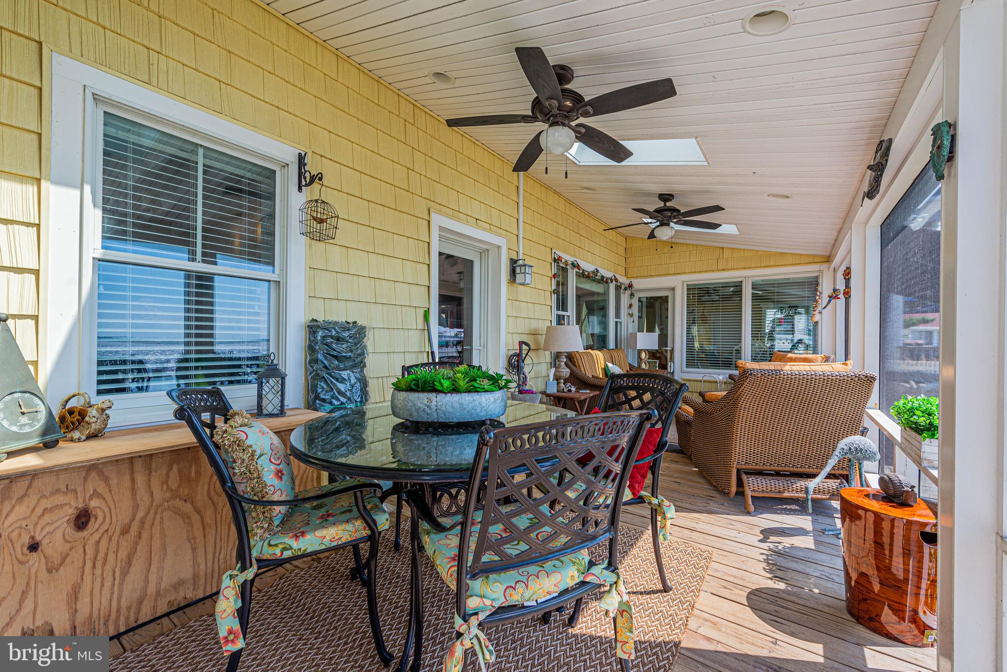 CAINE KEYS II EXT - Residential