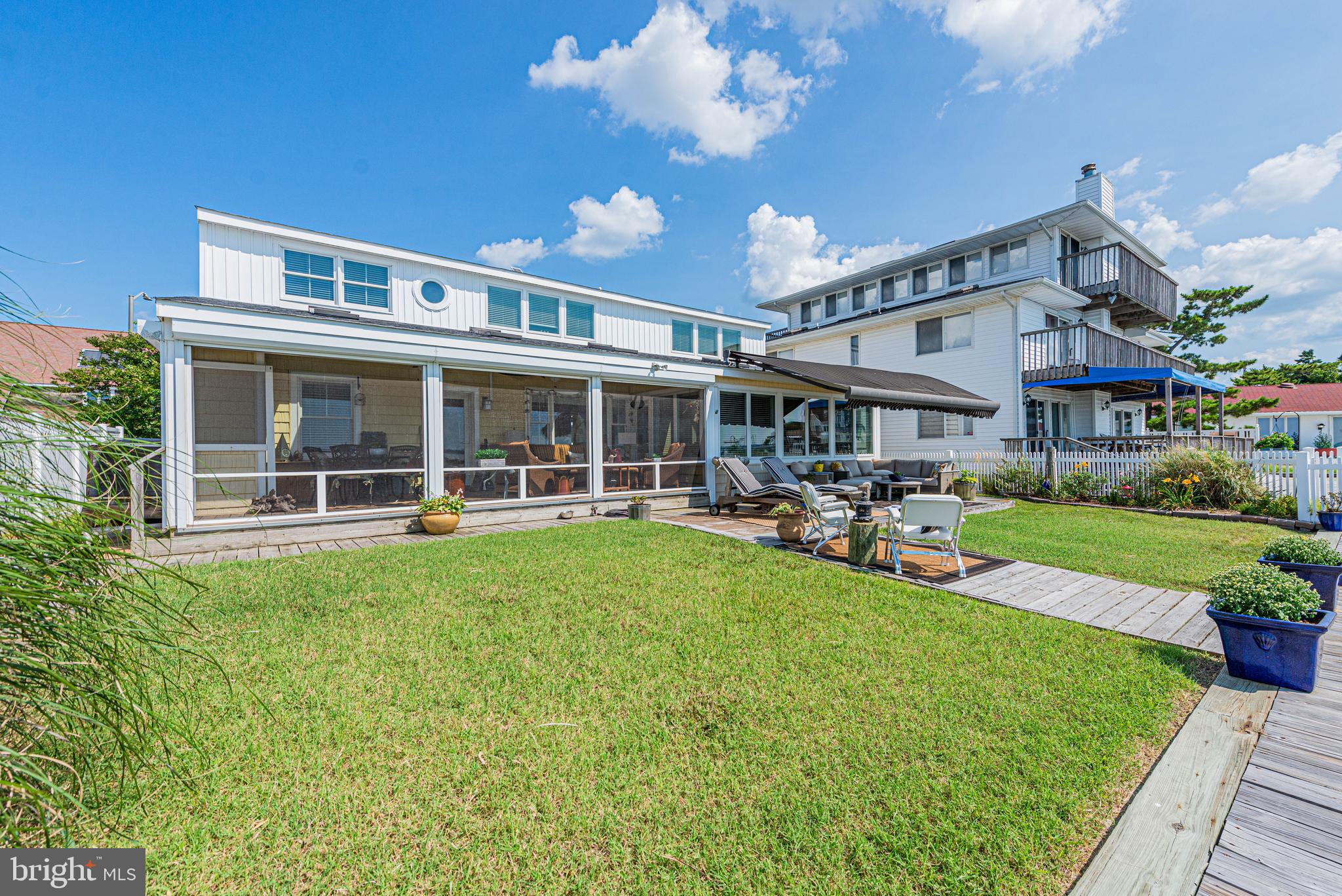 CAINE KEYS II EXT - Residential