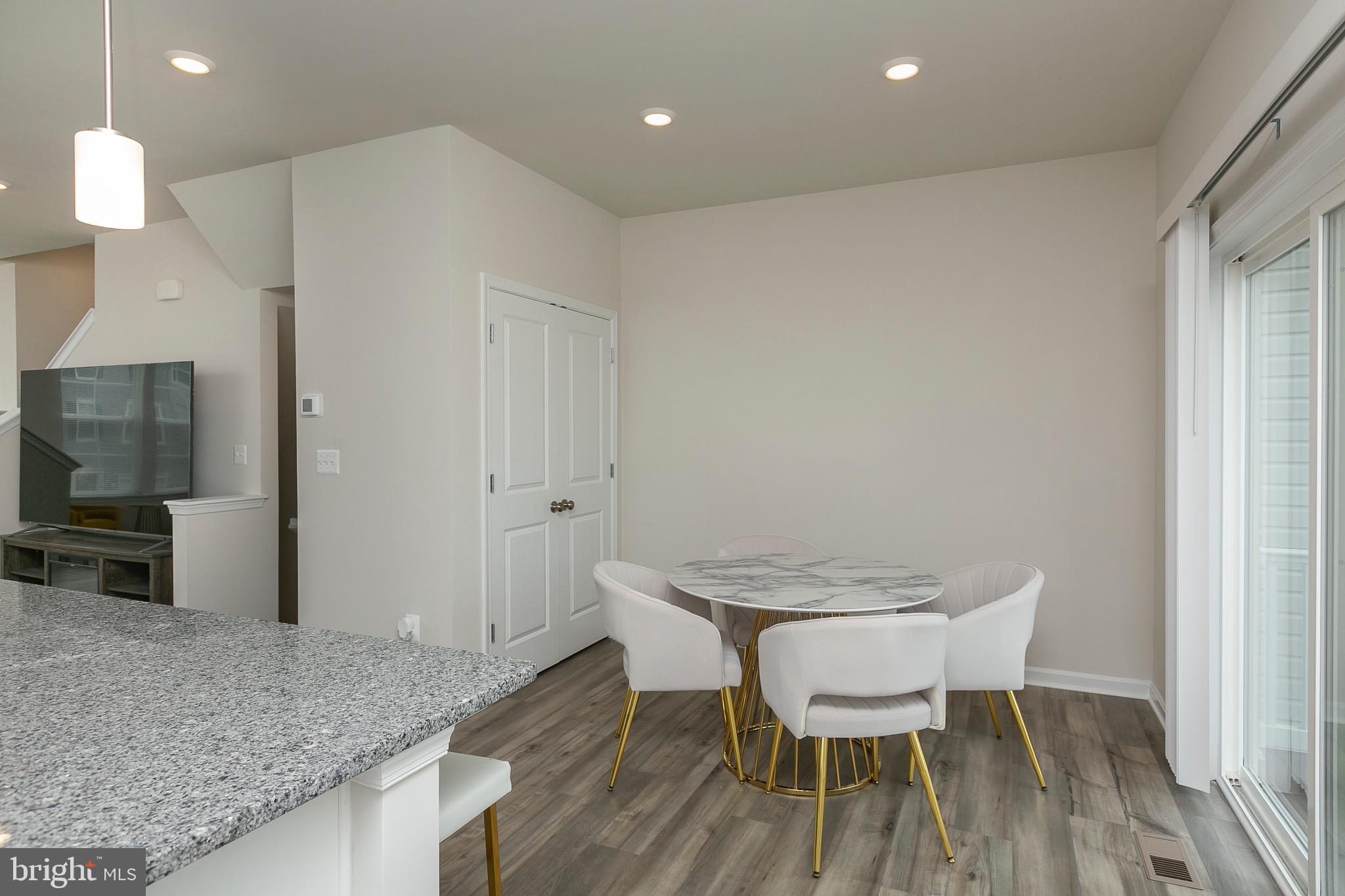 NORBORNE GLEBE - Residential