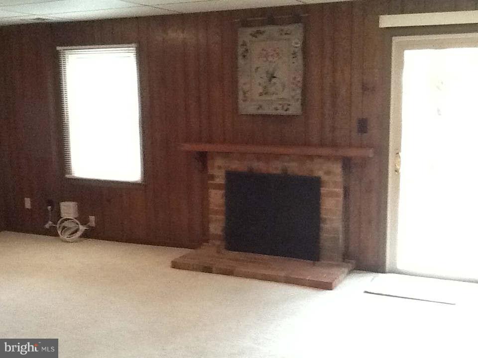 COUNTRY CREEK - Residential