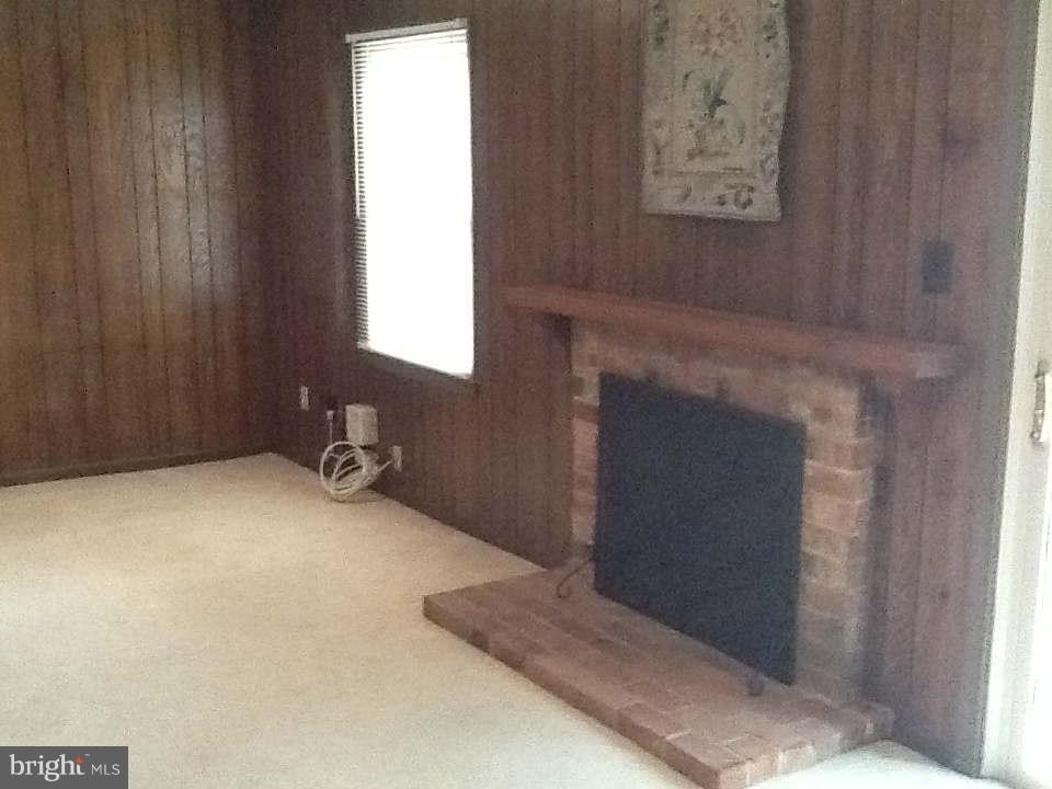 COUNTRY CREEK - Residential