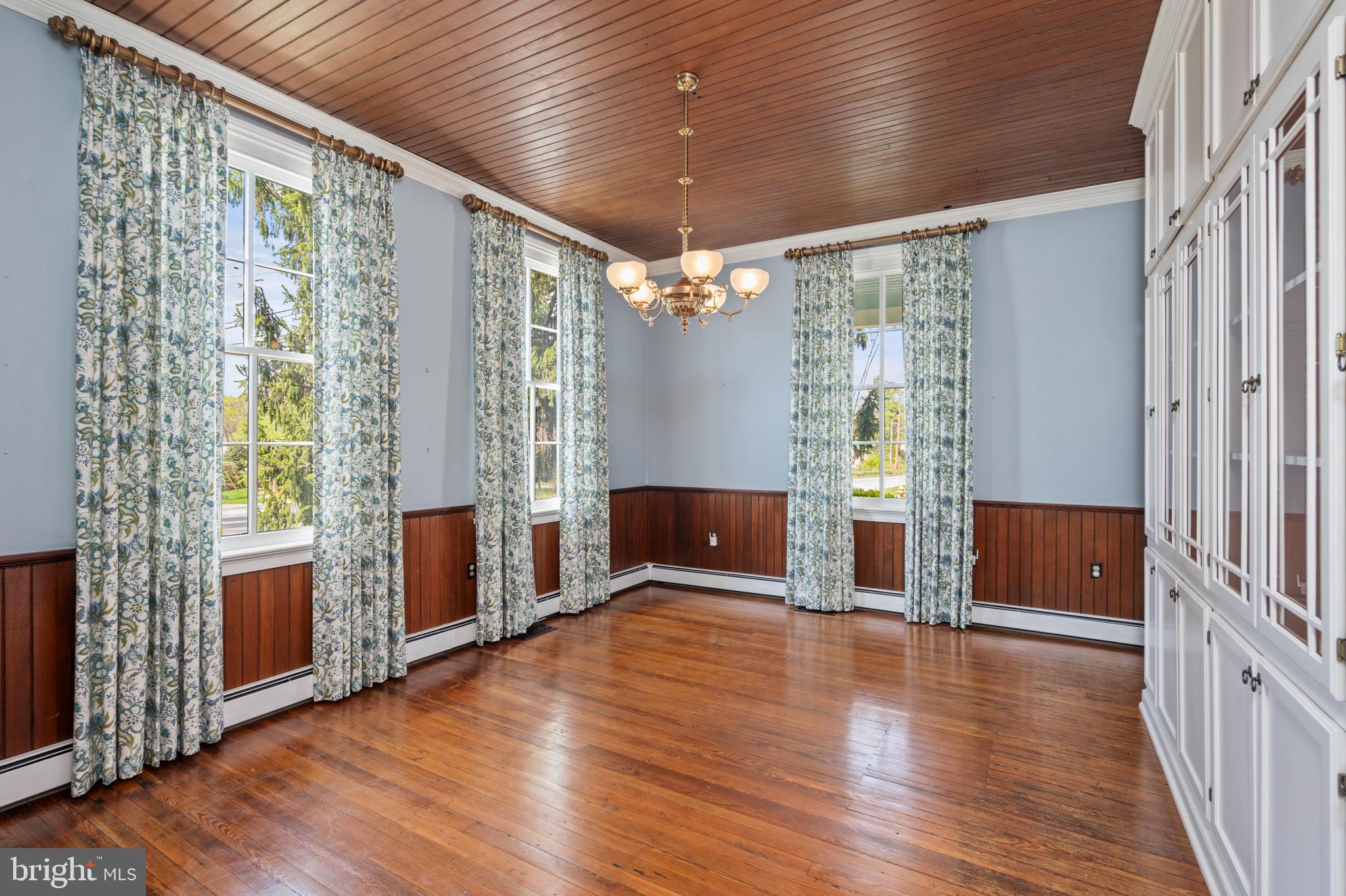 HISTORIC LUTHERVILLE - Residential