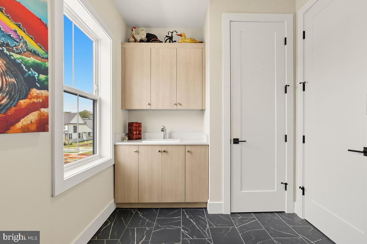 AMALYN - Residential