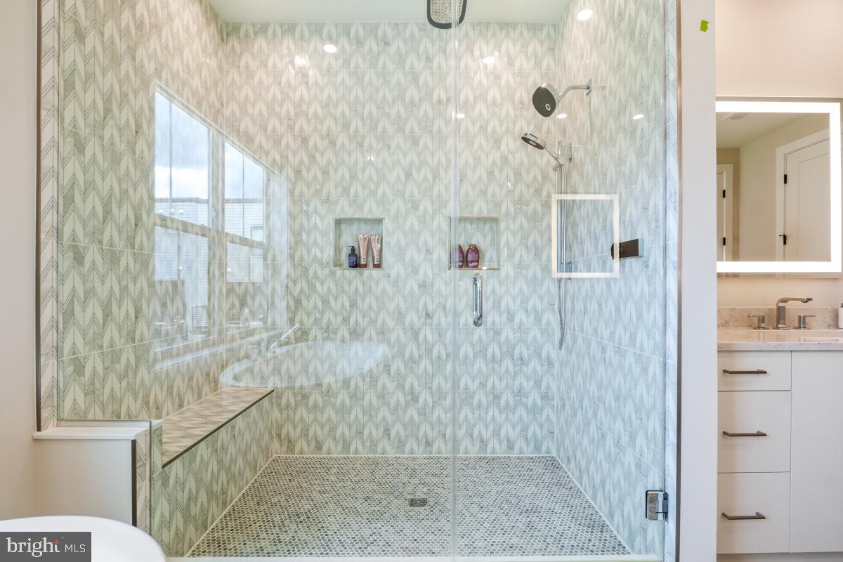 AMALYN - Residential