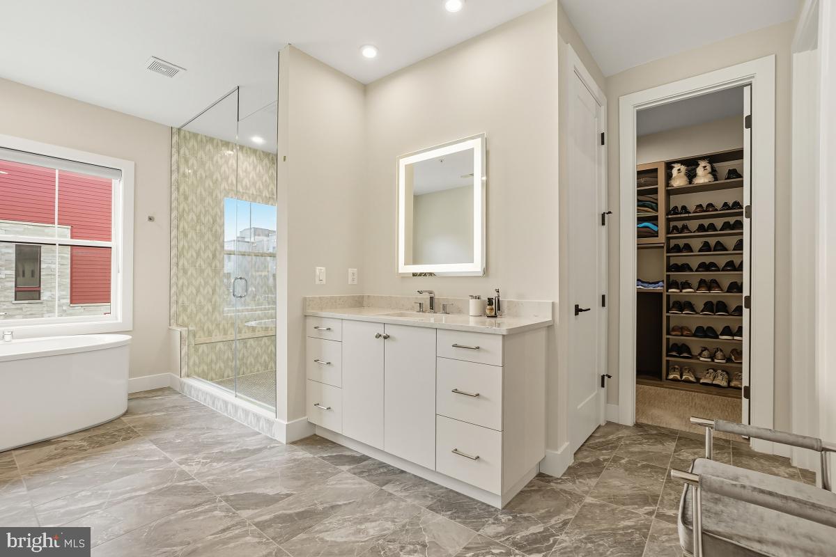 AMALYN - Residential