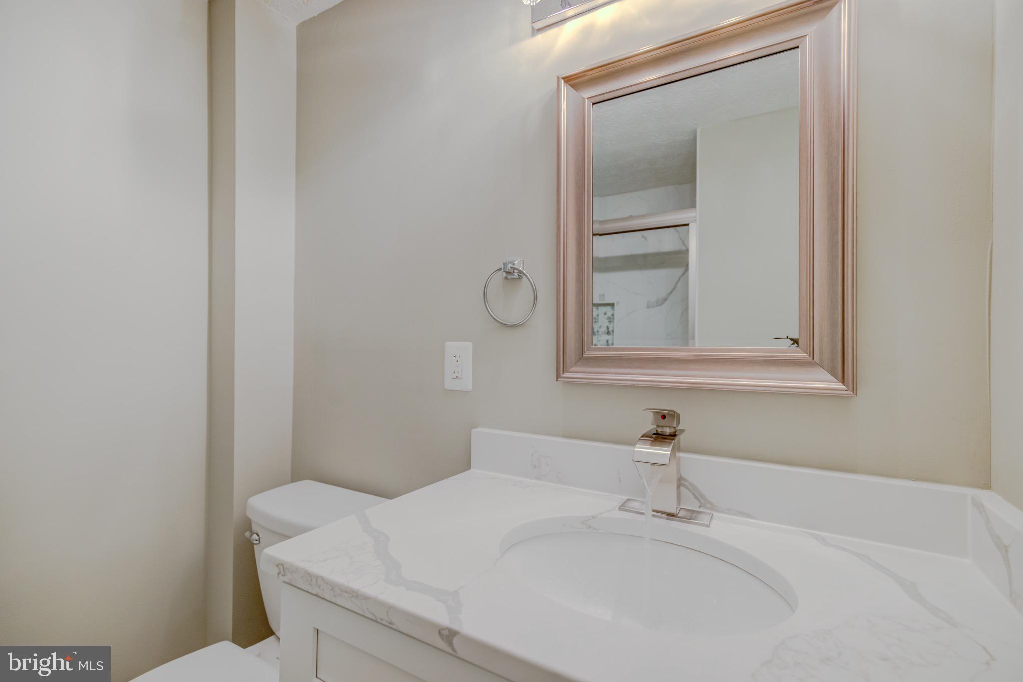 STONEYBROOKE - Residential