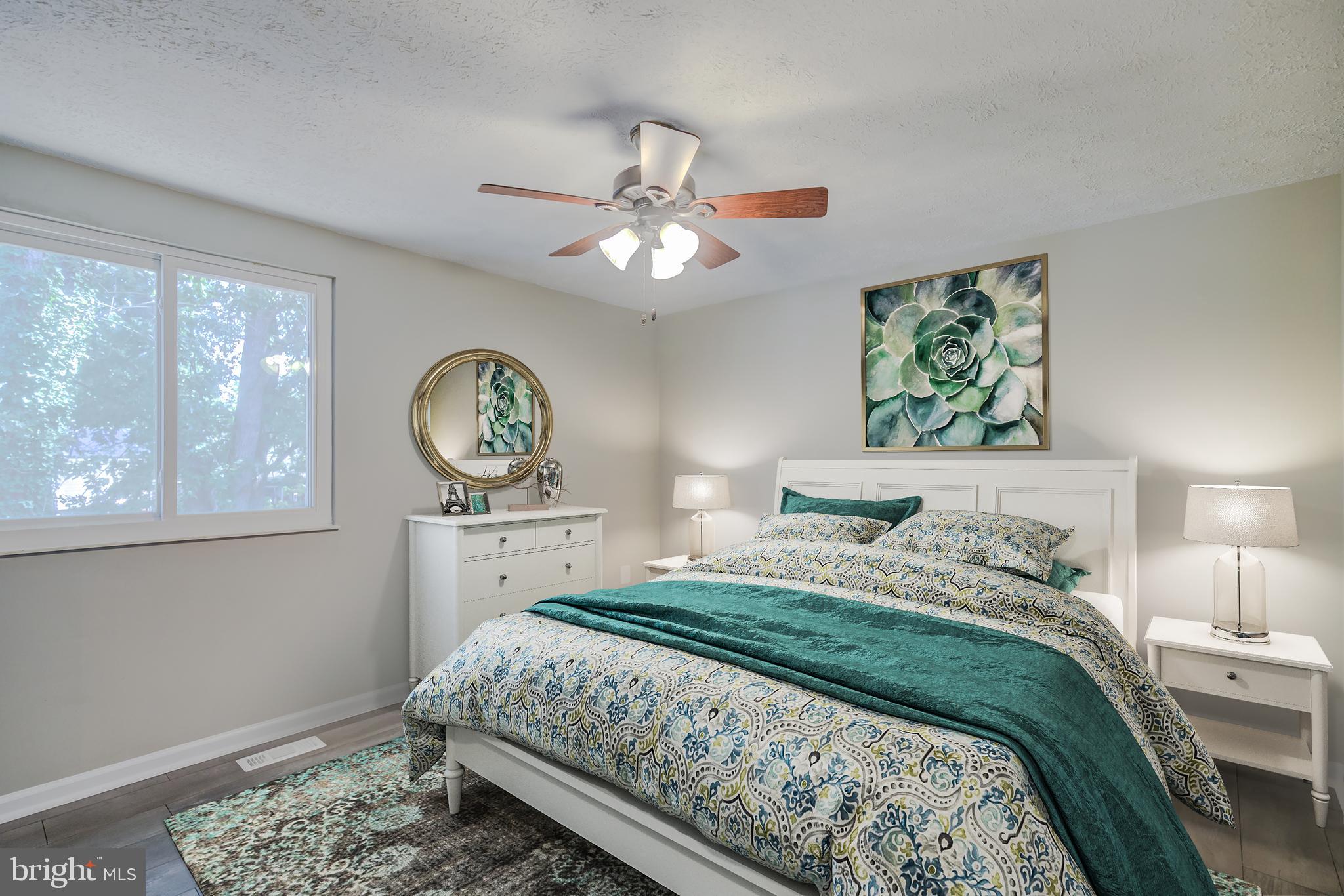 STONEYBROOKE - Residential