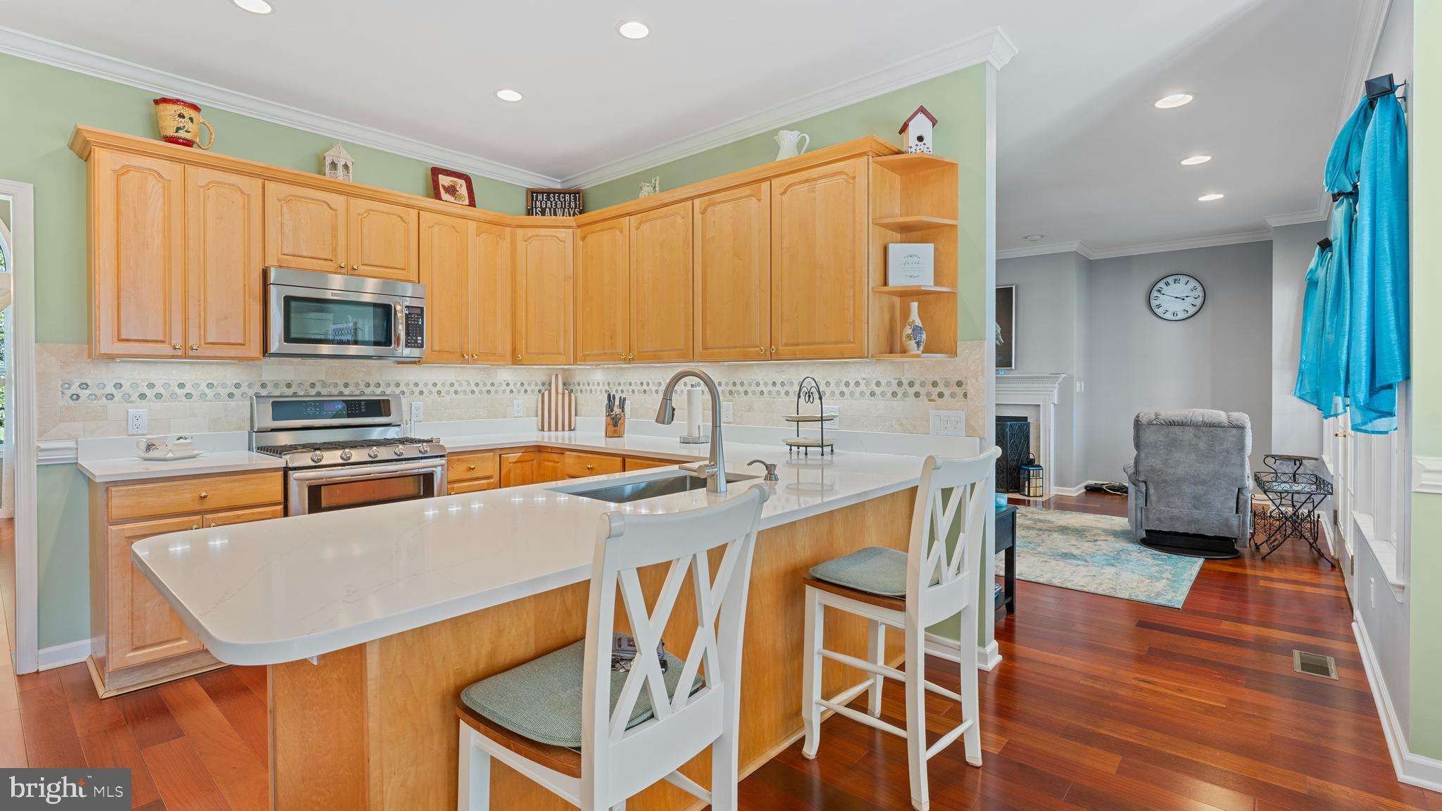 215 BECK FARM ROAD