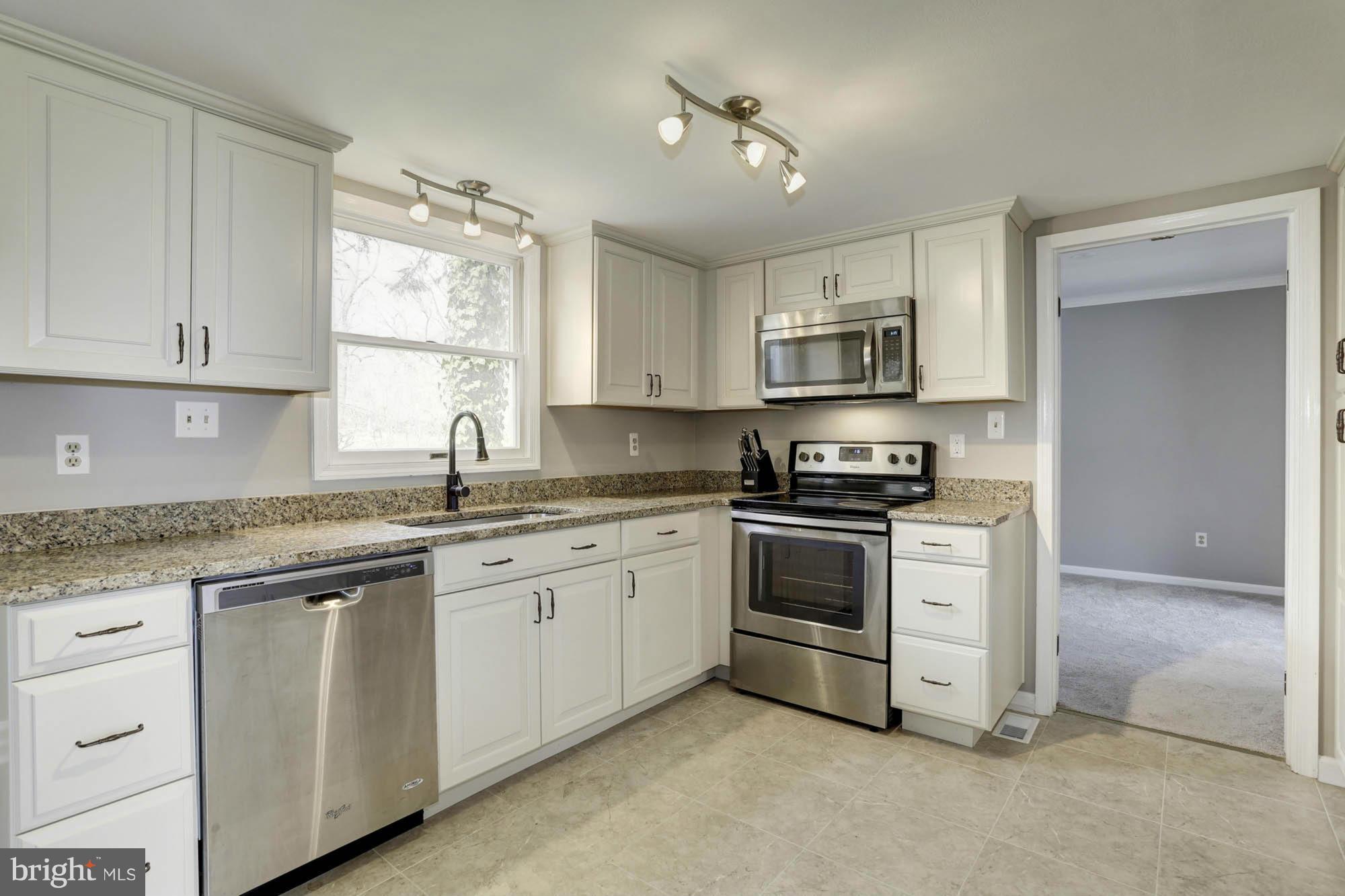 BROADVIEW - Residential