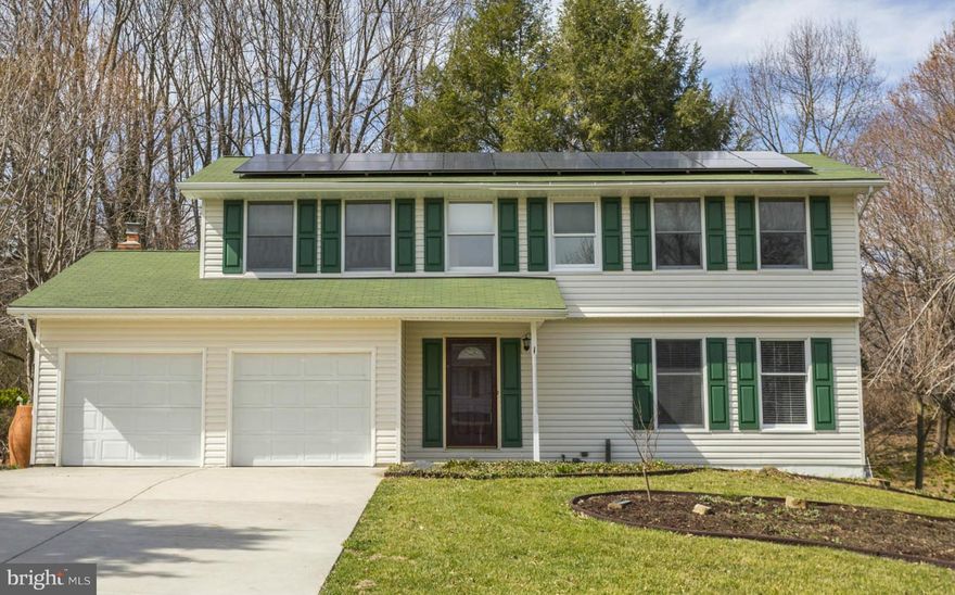 MOVE RIGHT IN TO THIS UPDATED 4 BED/3.5 BATH COLONIAL! NEUTRAL DECOR THROUGHOUT. PAINT/CARPET (12/2015) EAT-IN KITCHEN (2016) OFFERS STAINLESS APPLS, GRANITE COUNTERS & OPEN TO FAMILY RM W/FIREPLACE. MASTER BEDRM HAS WIC, EN SUITE W/CUSTOM SHOWER. SCREENED PORCH OVERLOOKS SERENE PARK-LIKE YARD, LANDSCAPING & TRANQUIL WATERFALL.FINISHED LOWER LEVEL WALKS OUT. GREAT LOCATION TO SCHOOLS/SHOPS/I95.
