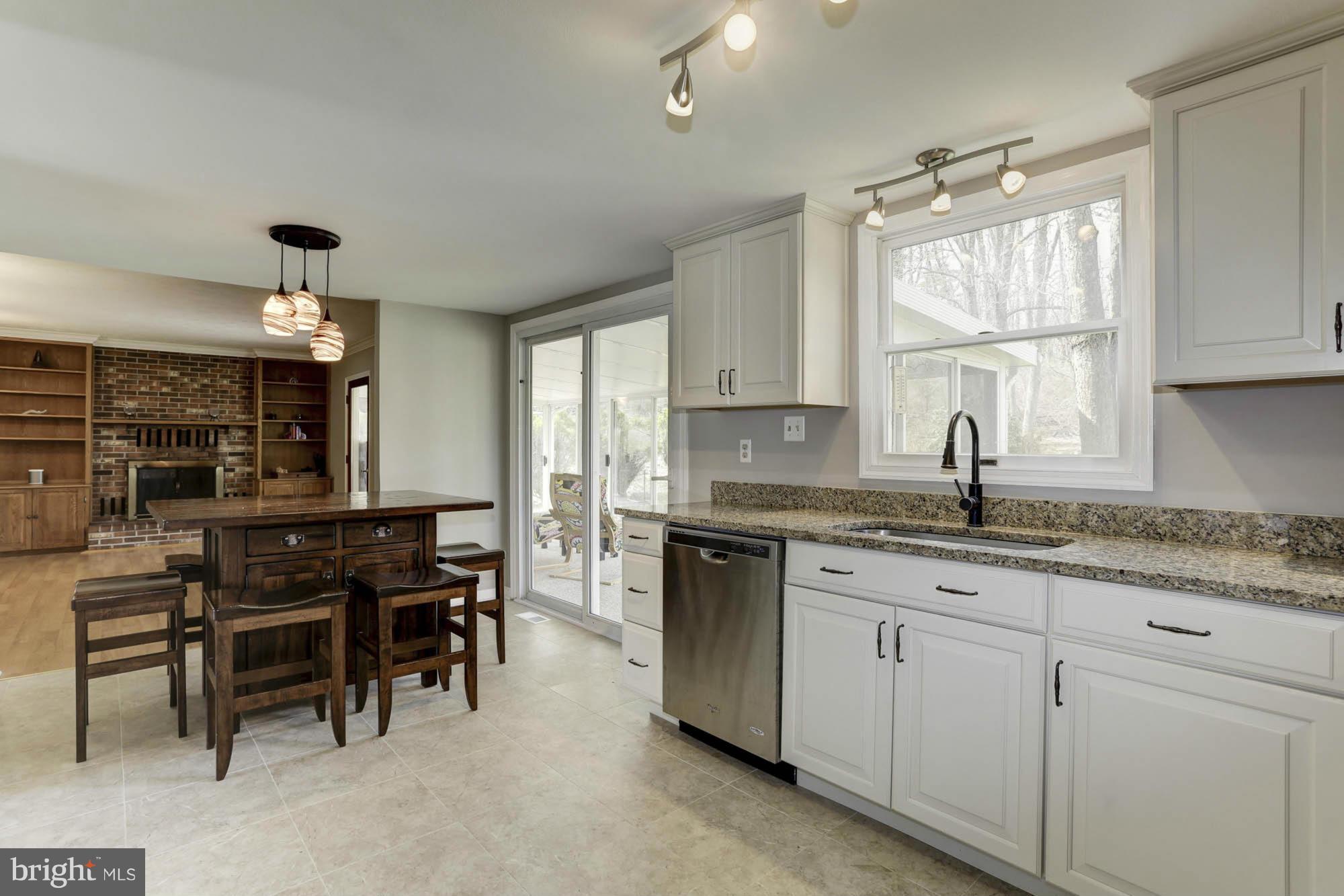 BROADVIEW - Residential