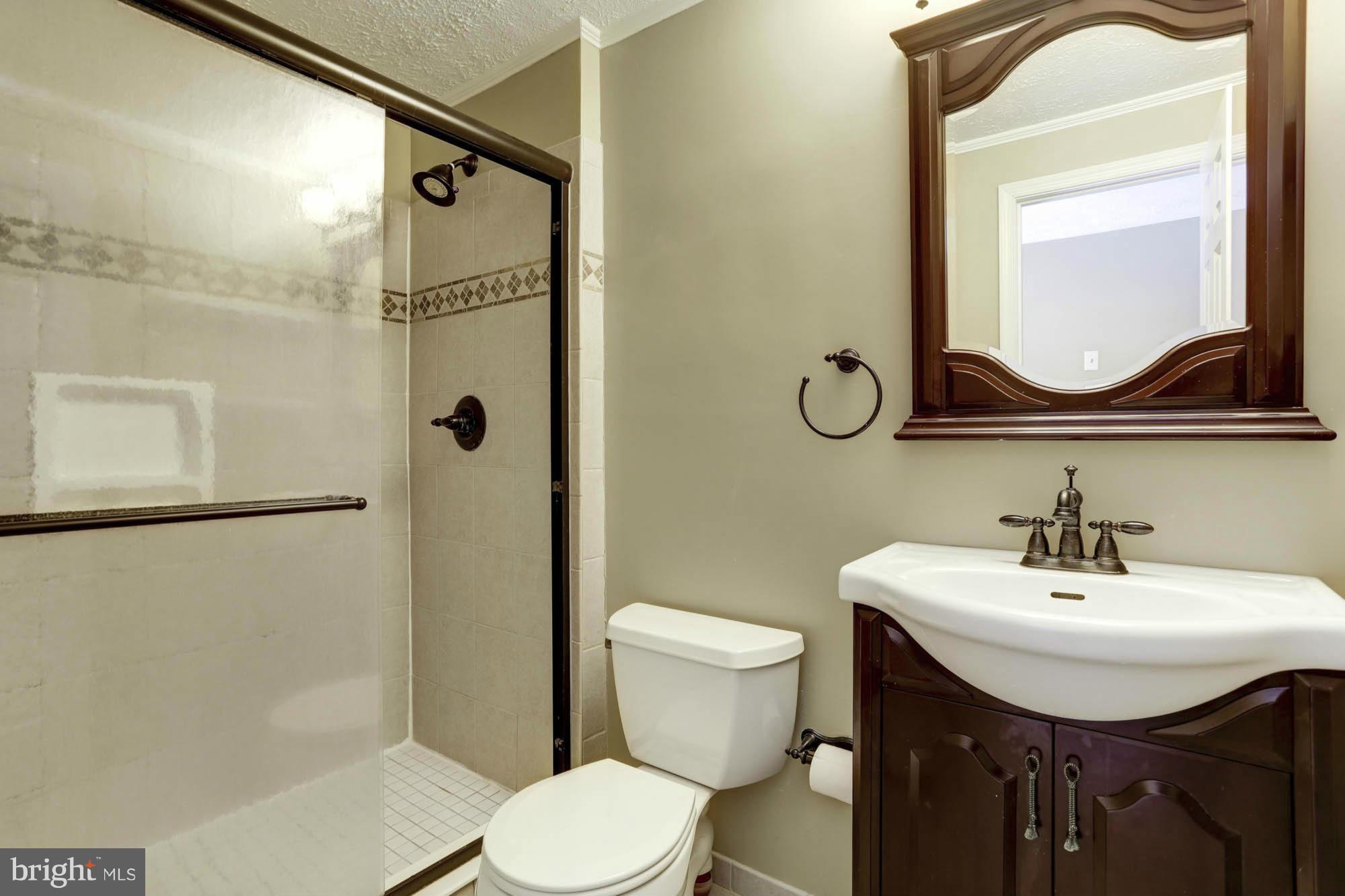 BROADVIEW - Residential