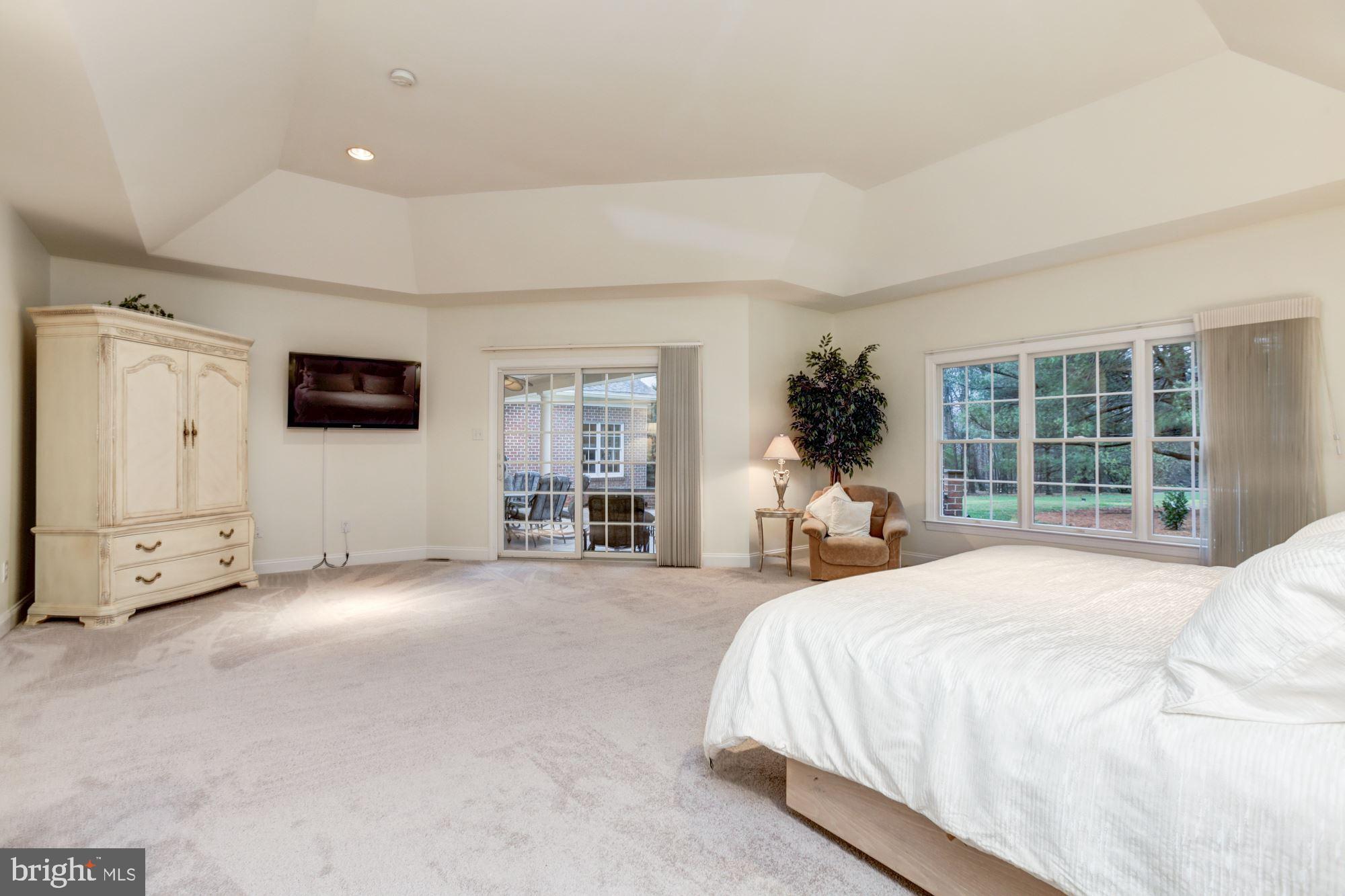 PINDELL WOODS - Residential