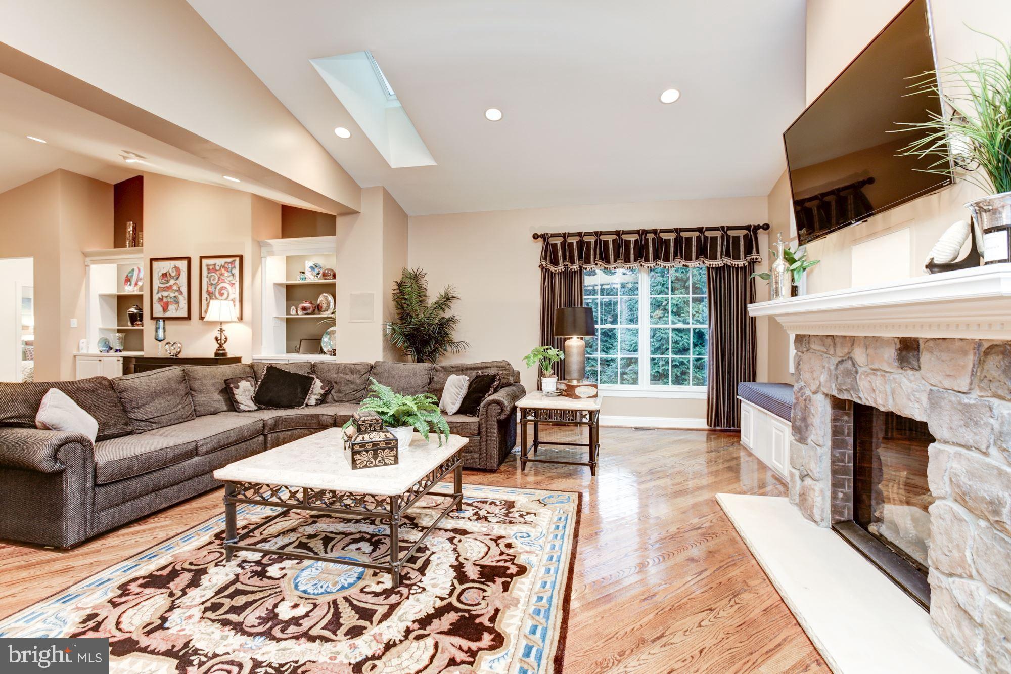 PINDELL WOODS - Residential