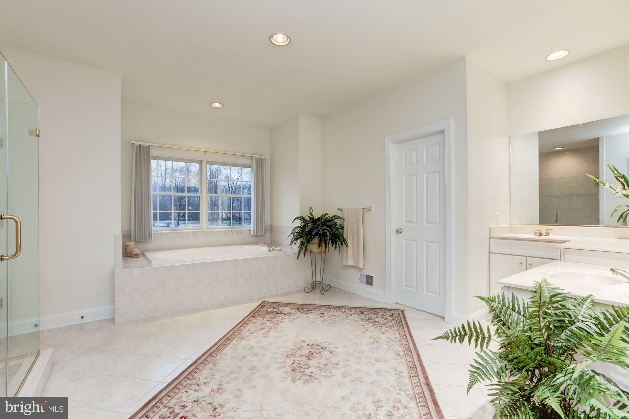 PINDELL WOODS - Residential