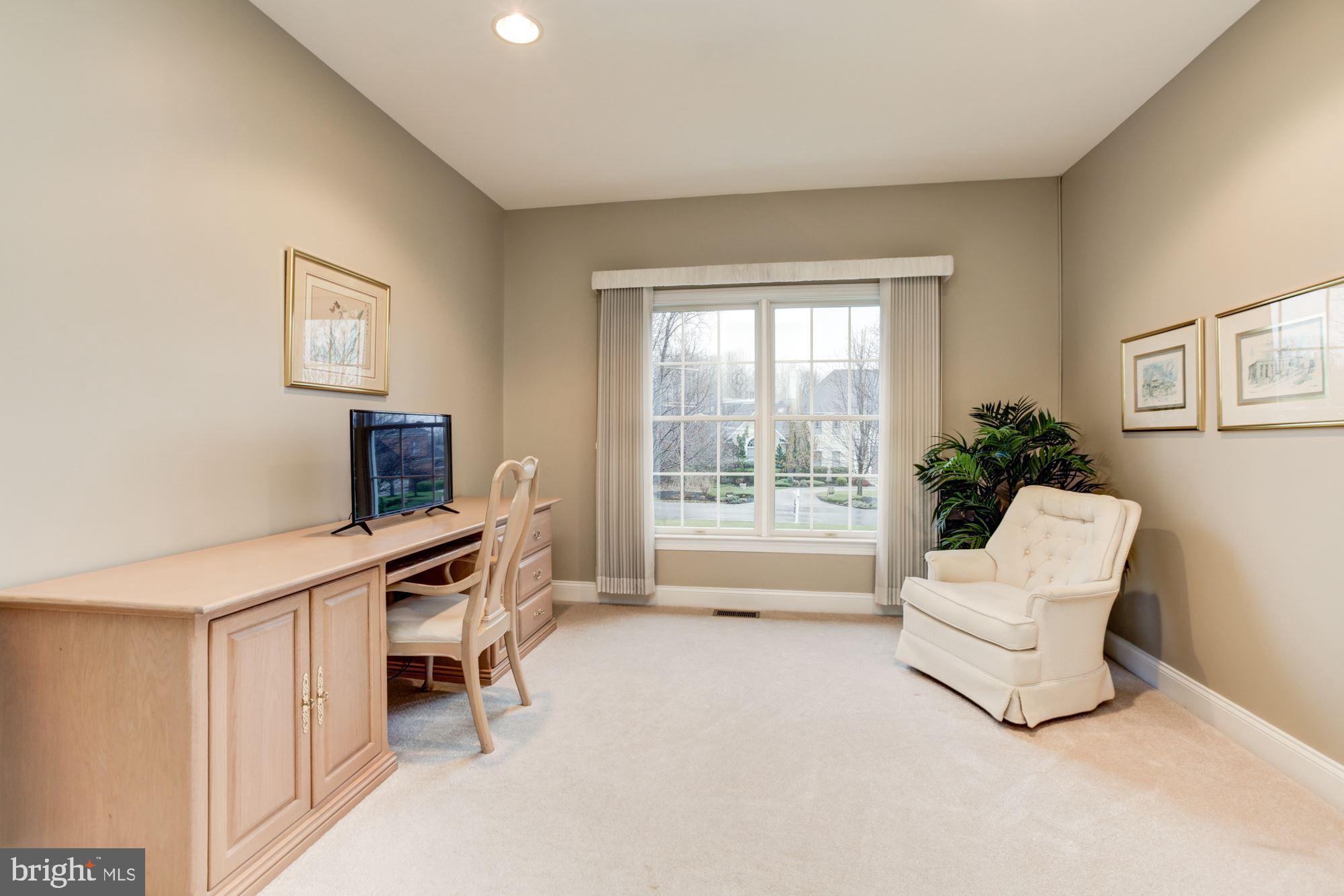 PINDELL WOODS - Residential