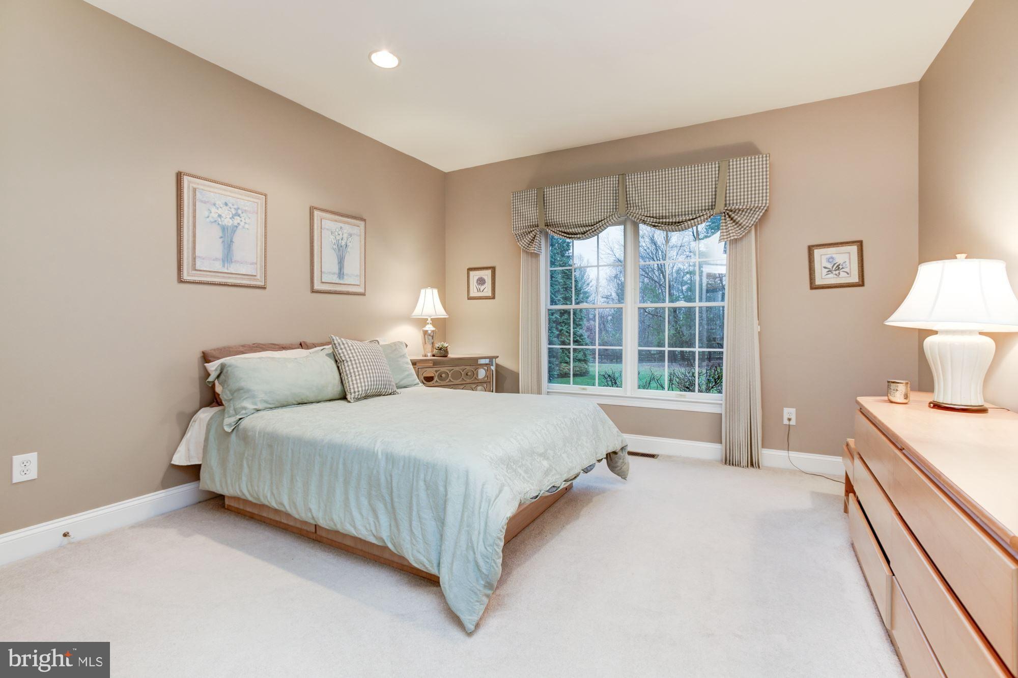 PINDELL WOODS - Residential