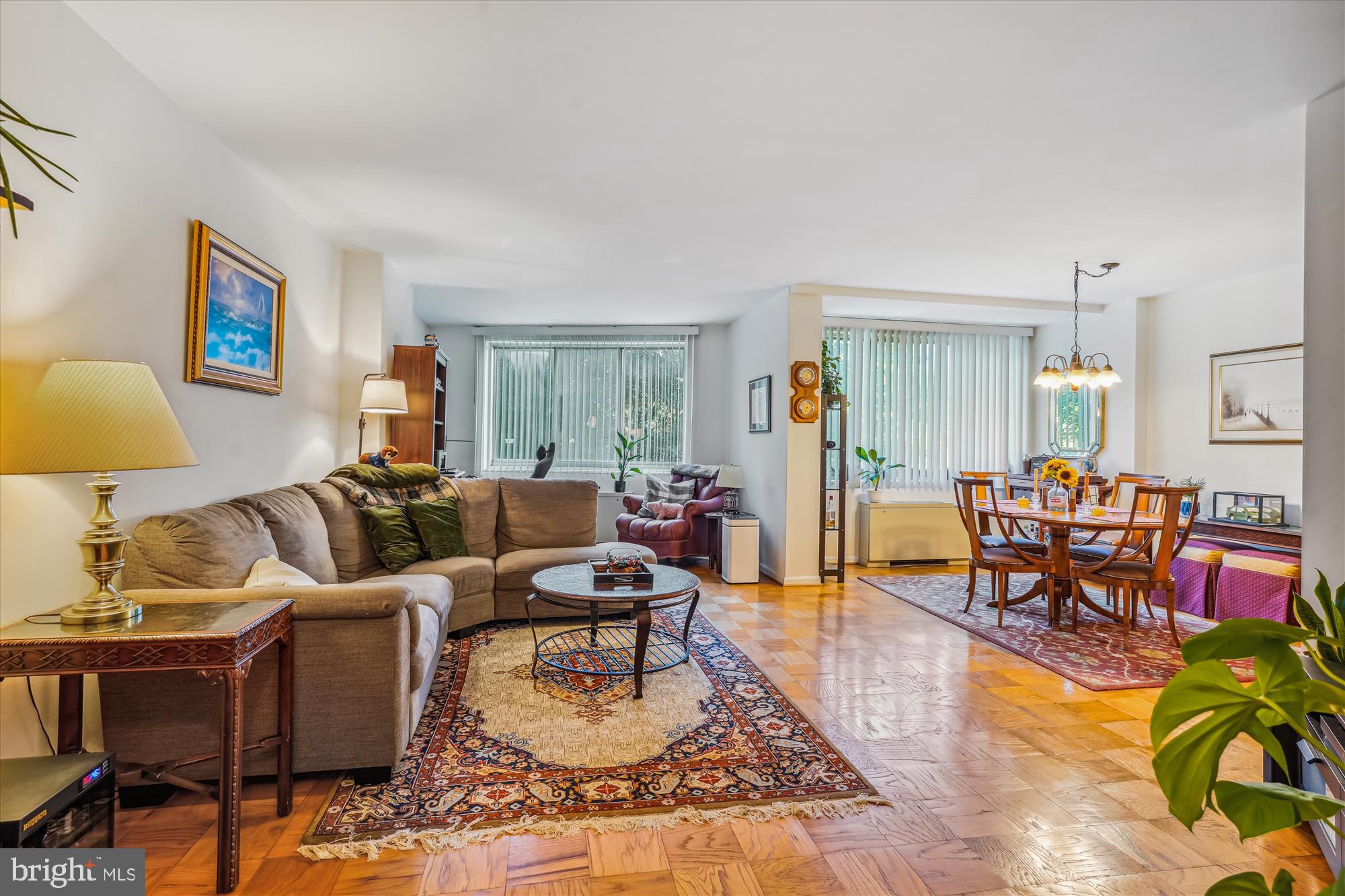 10401 GROSVENOR PLACE 116